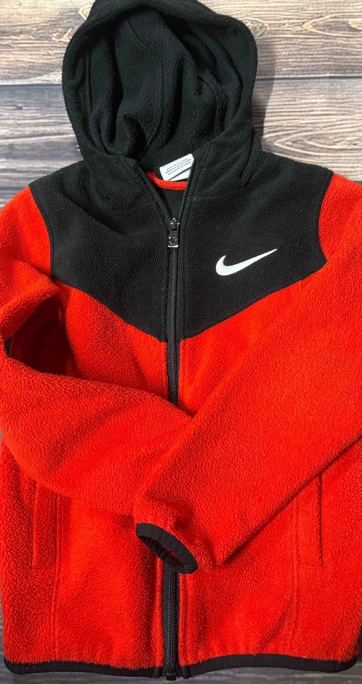 Nike 4