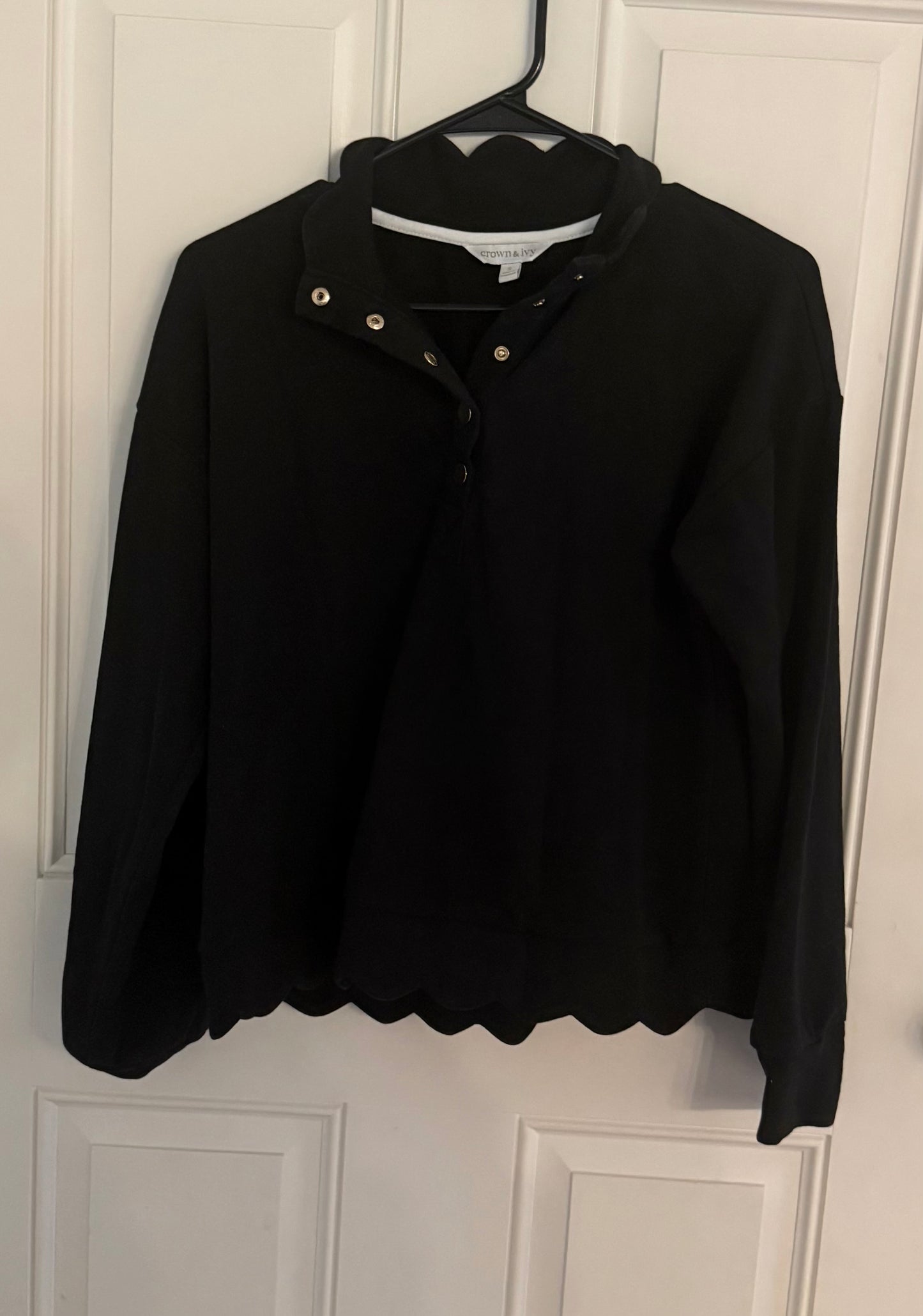 Crown & Ivy small