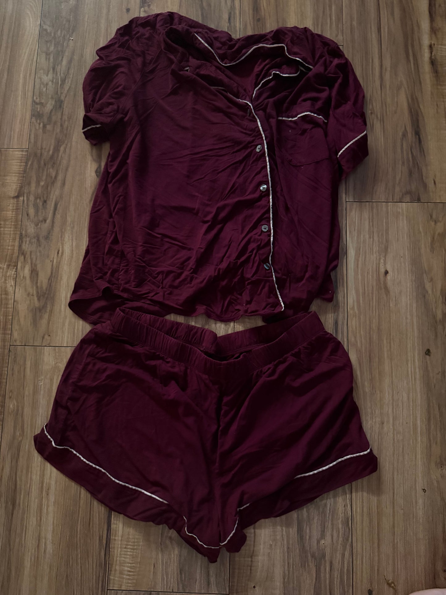 Victoria’s Secret medium bamboo feel