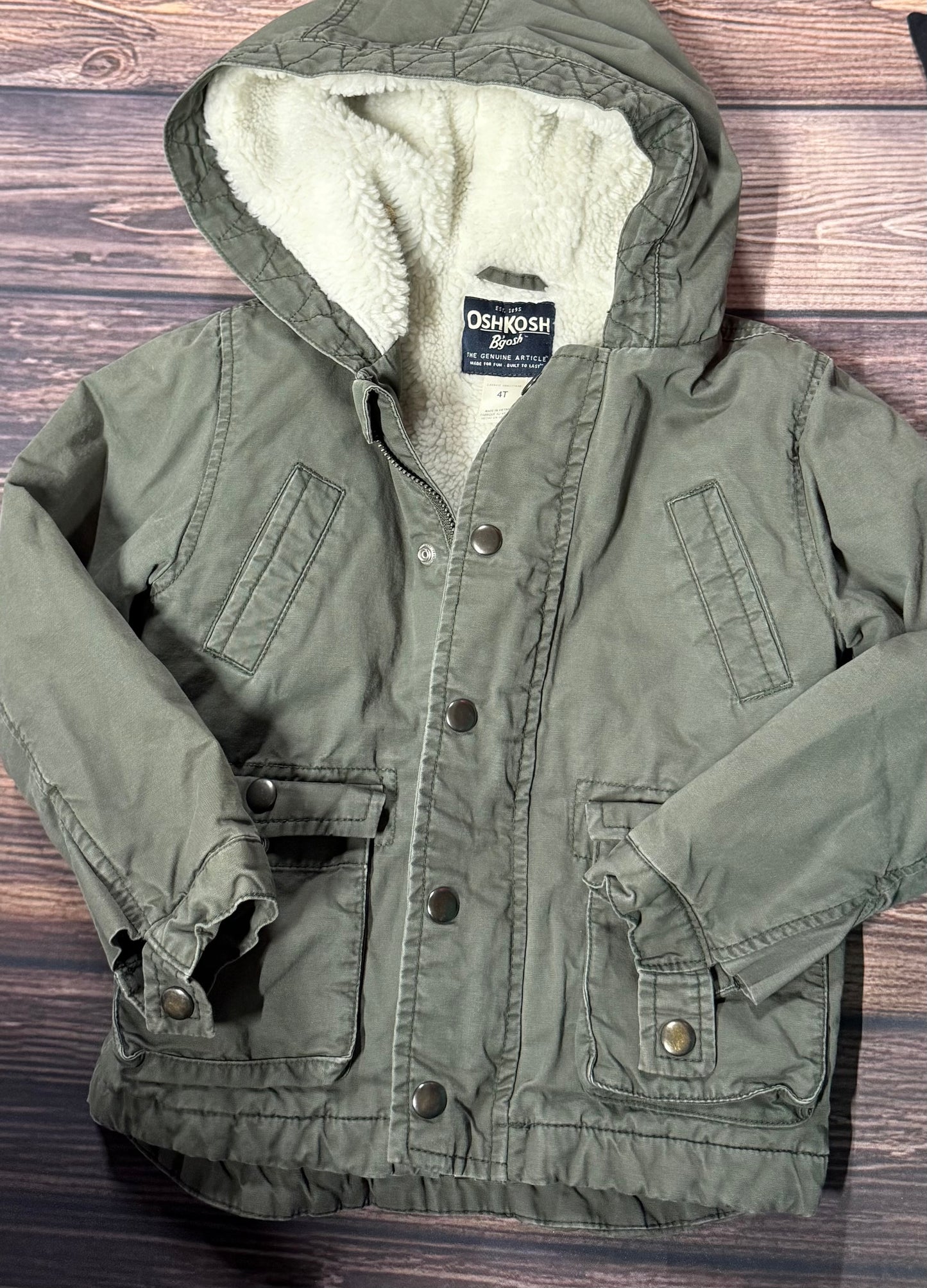 Oshkosh 4T
