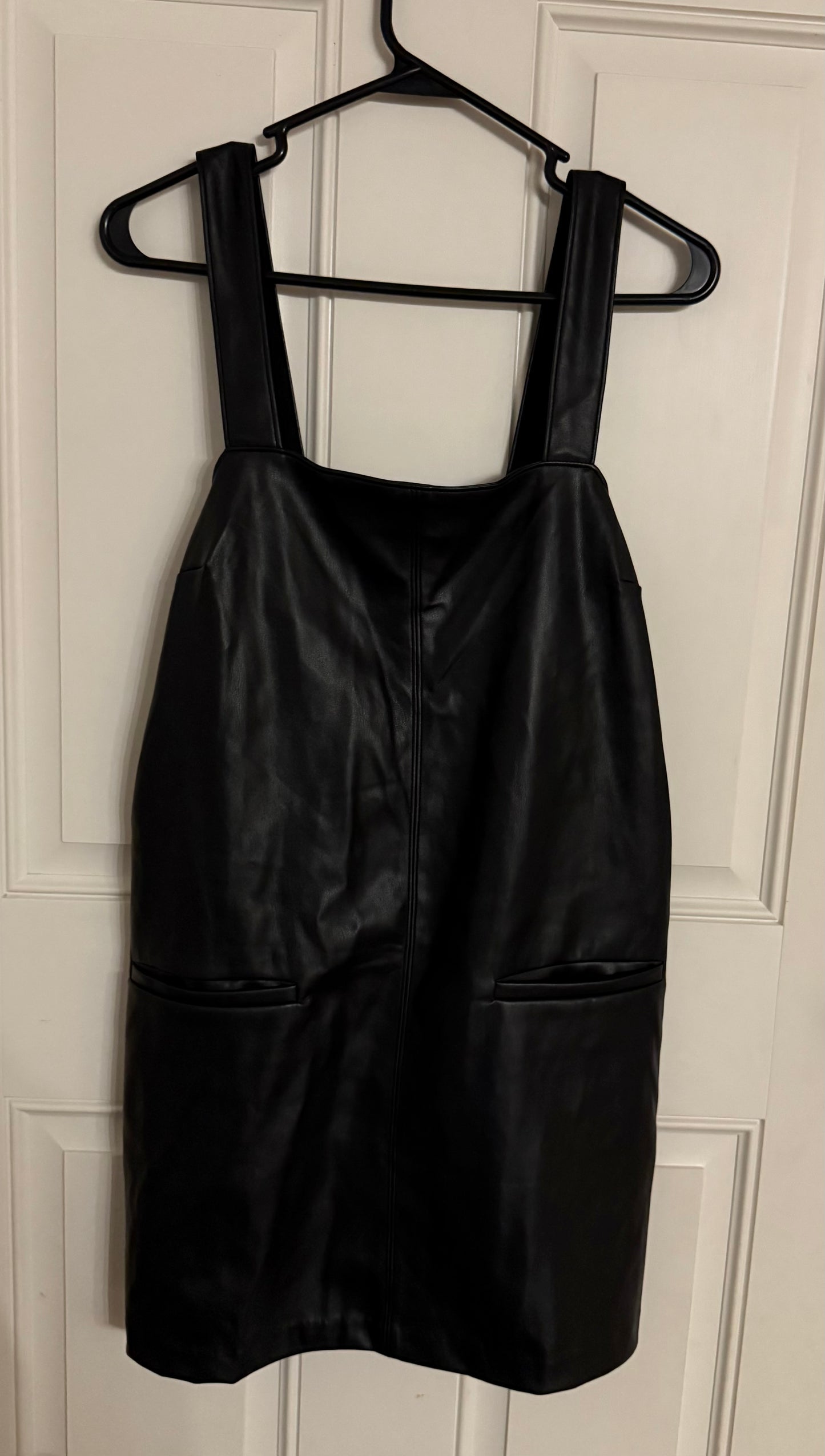 Abercrombie & Fitch medium