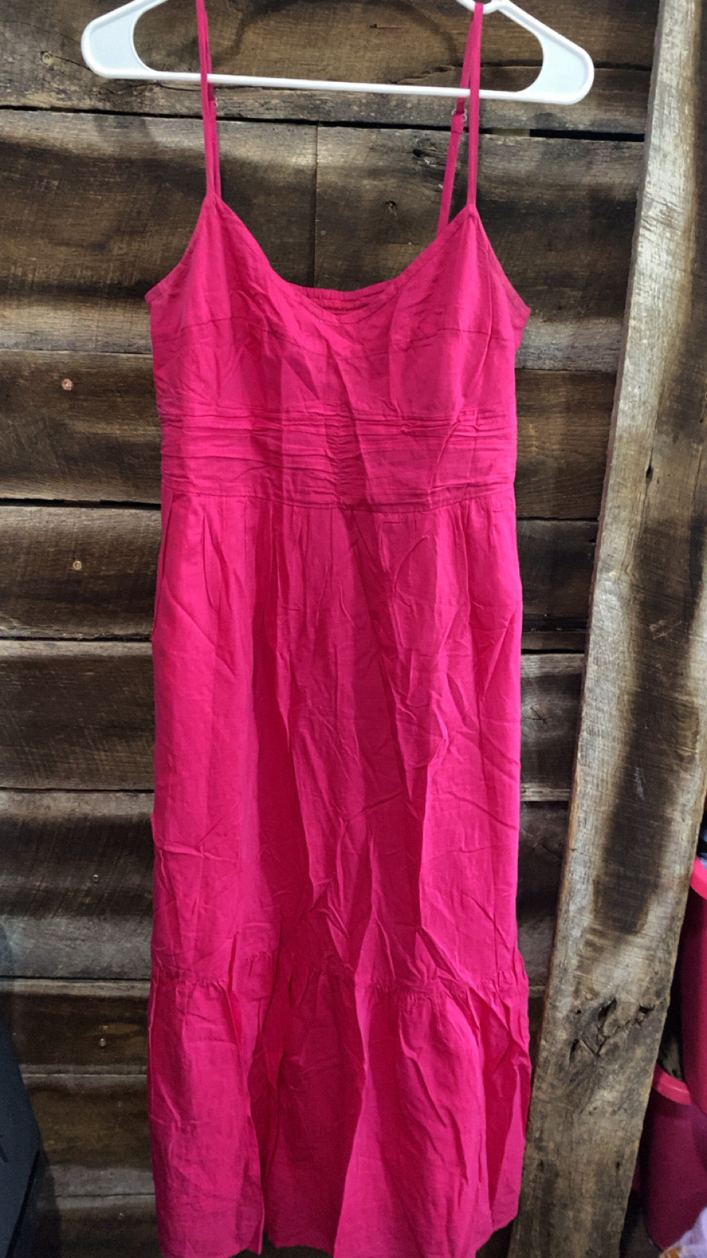 Universal Threads medium dress.. has pockets