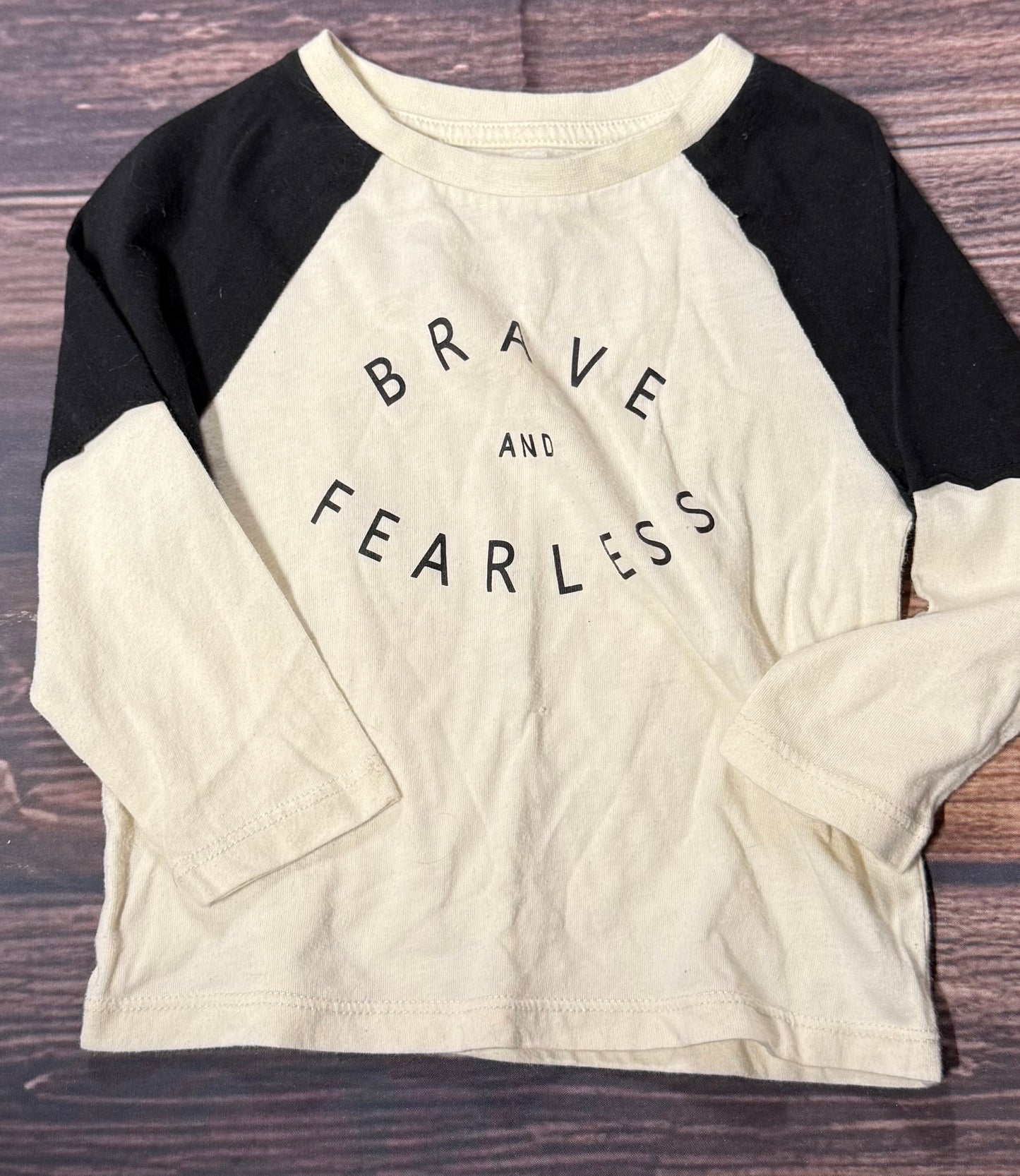 Art Class 18m..has staining