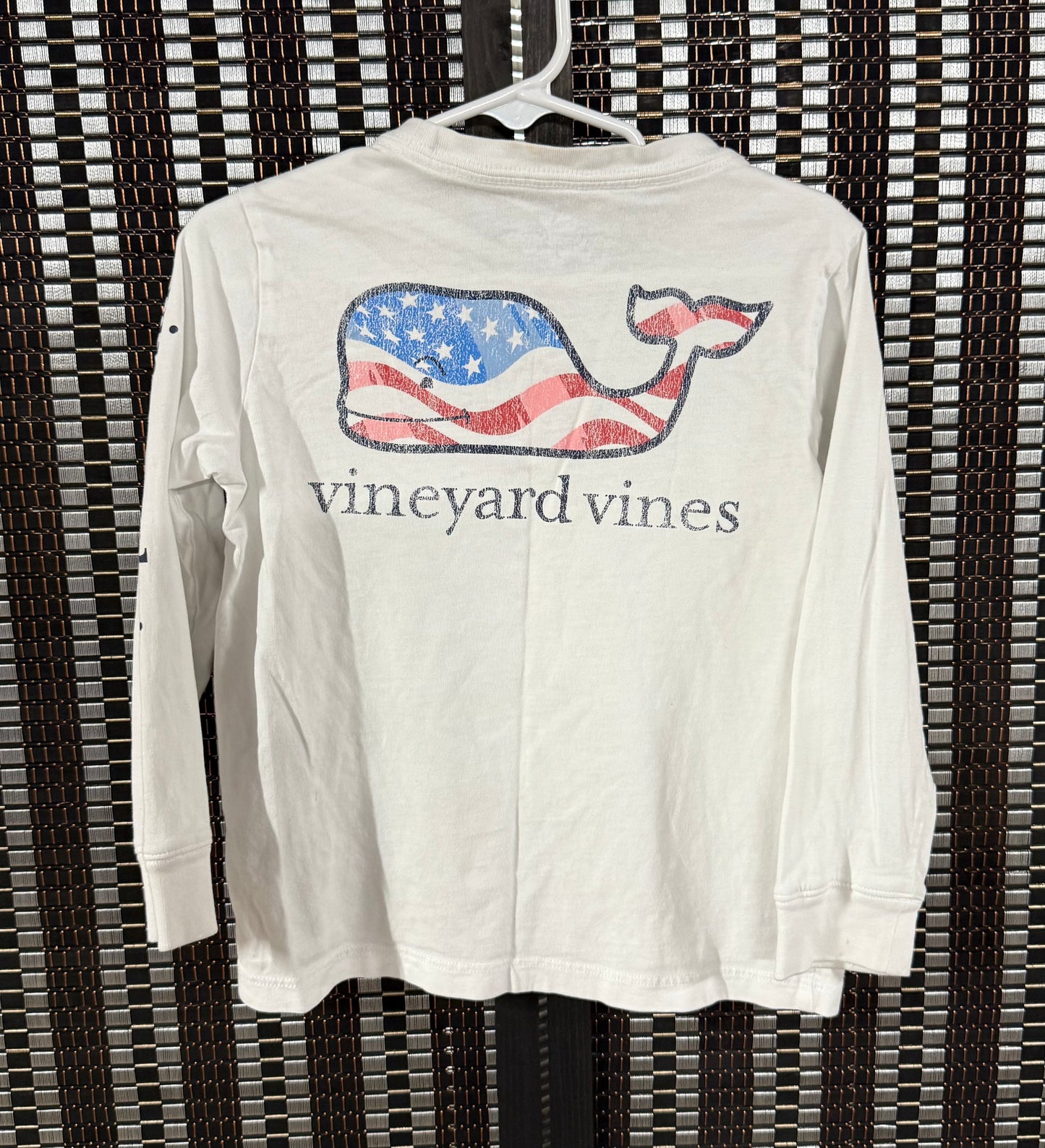 Vineyard Vines 4T..some staining..back in second pic