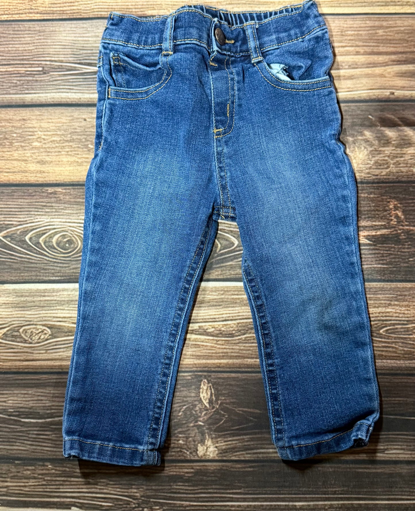 Garanimals 18m..small staining