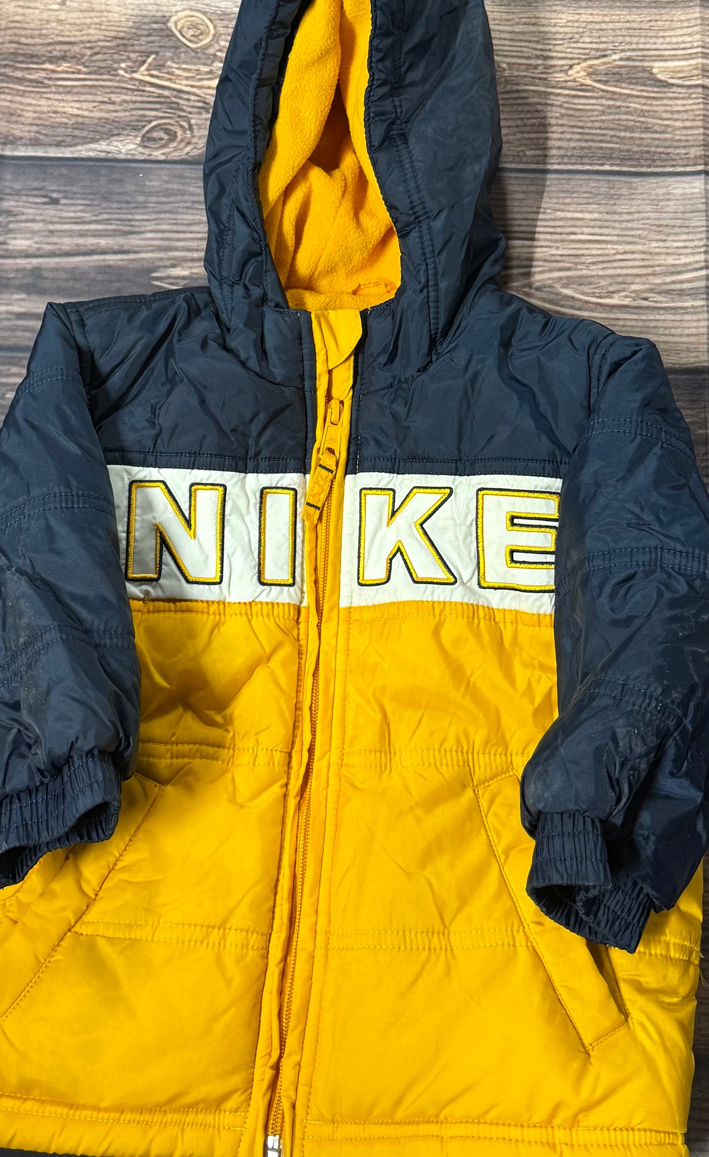 Nike 2T