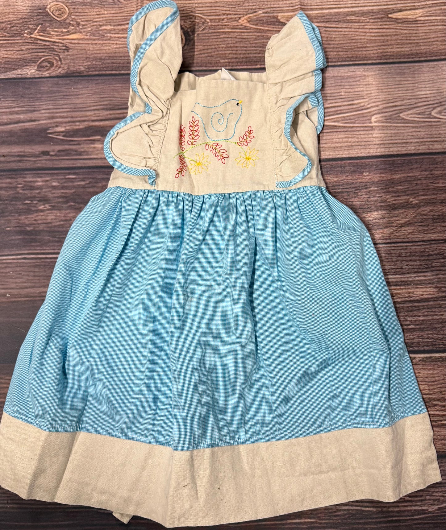 Natalie Grant 3T..has small staining