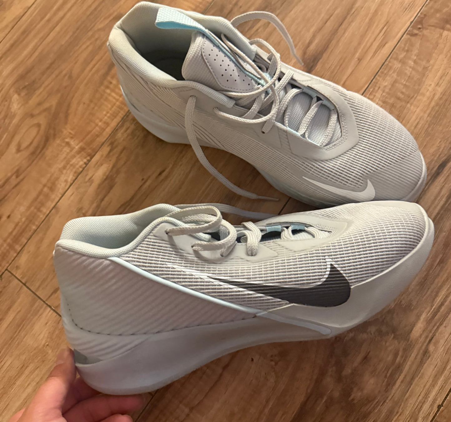 Nike 8