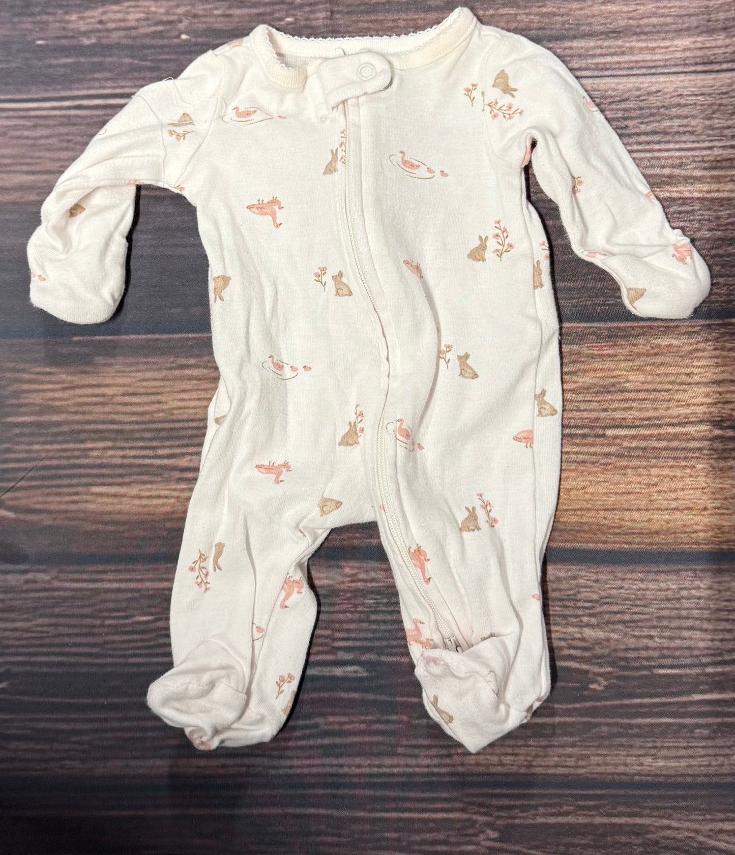 Carter’s preemie..has staining around neck