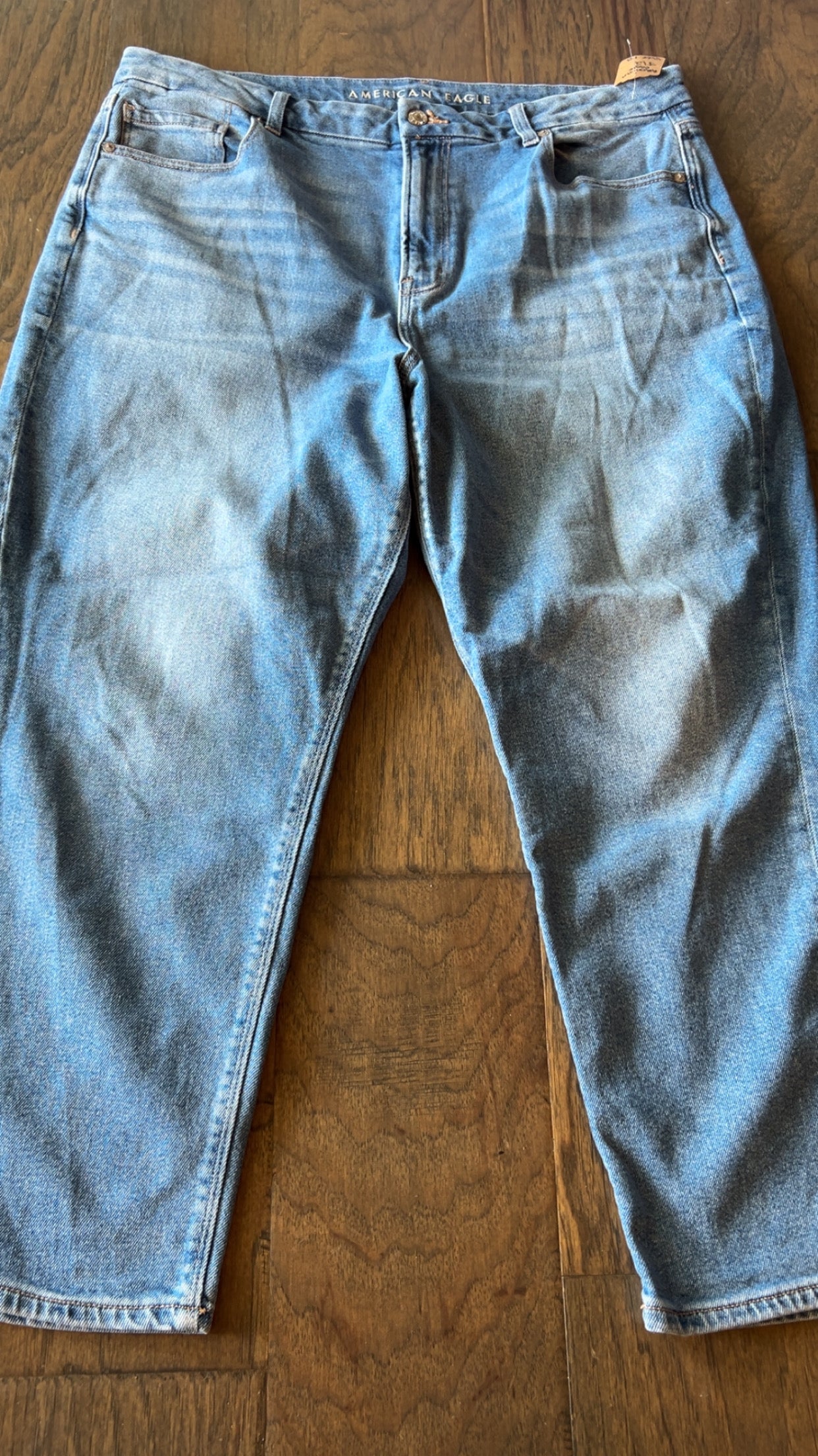 American Eagle curvy mom jean size 18 short
