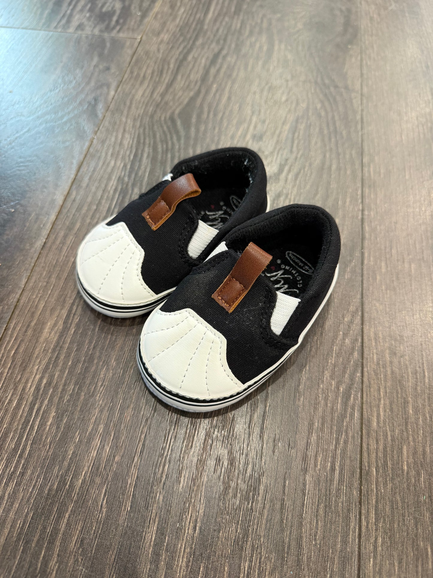 Marie Nicole size 6-12M