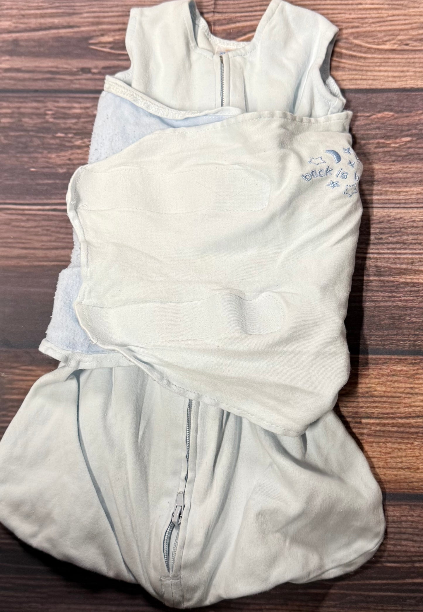 Halo sleepsack newborn..small spot on front