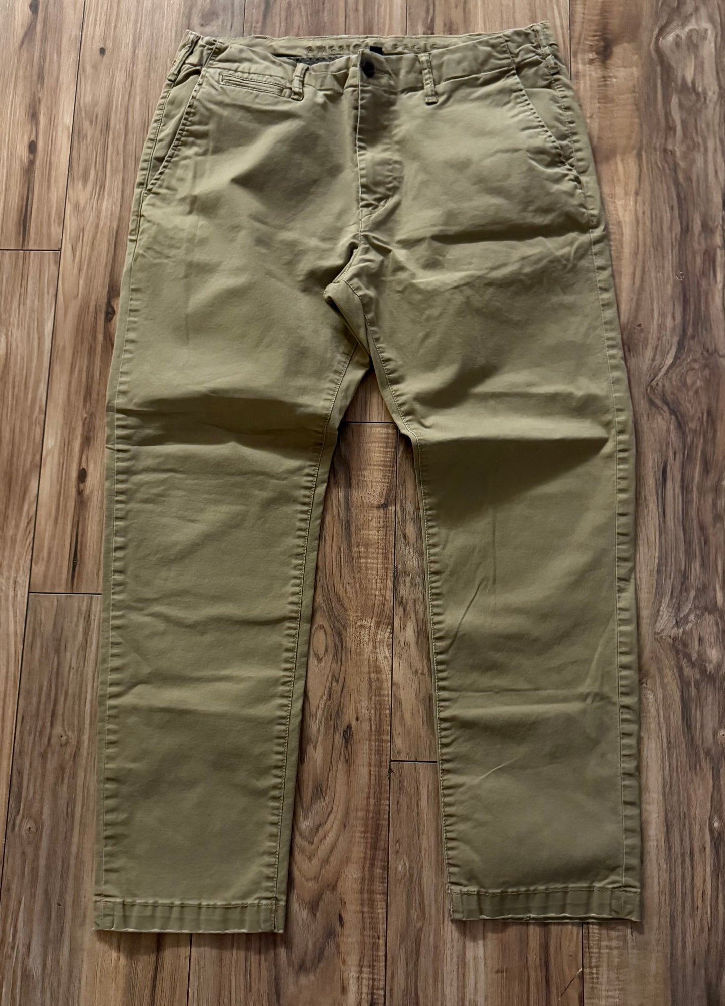 American Eagle 36x32