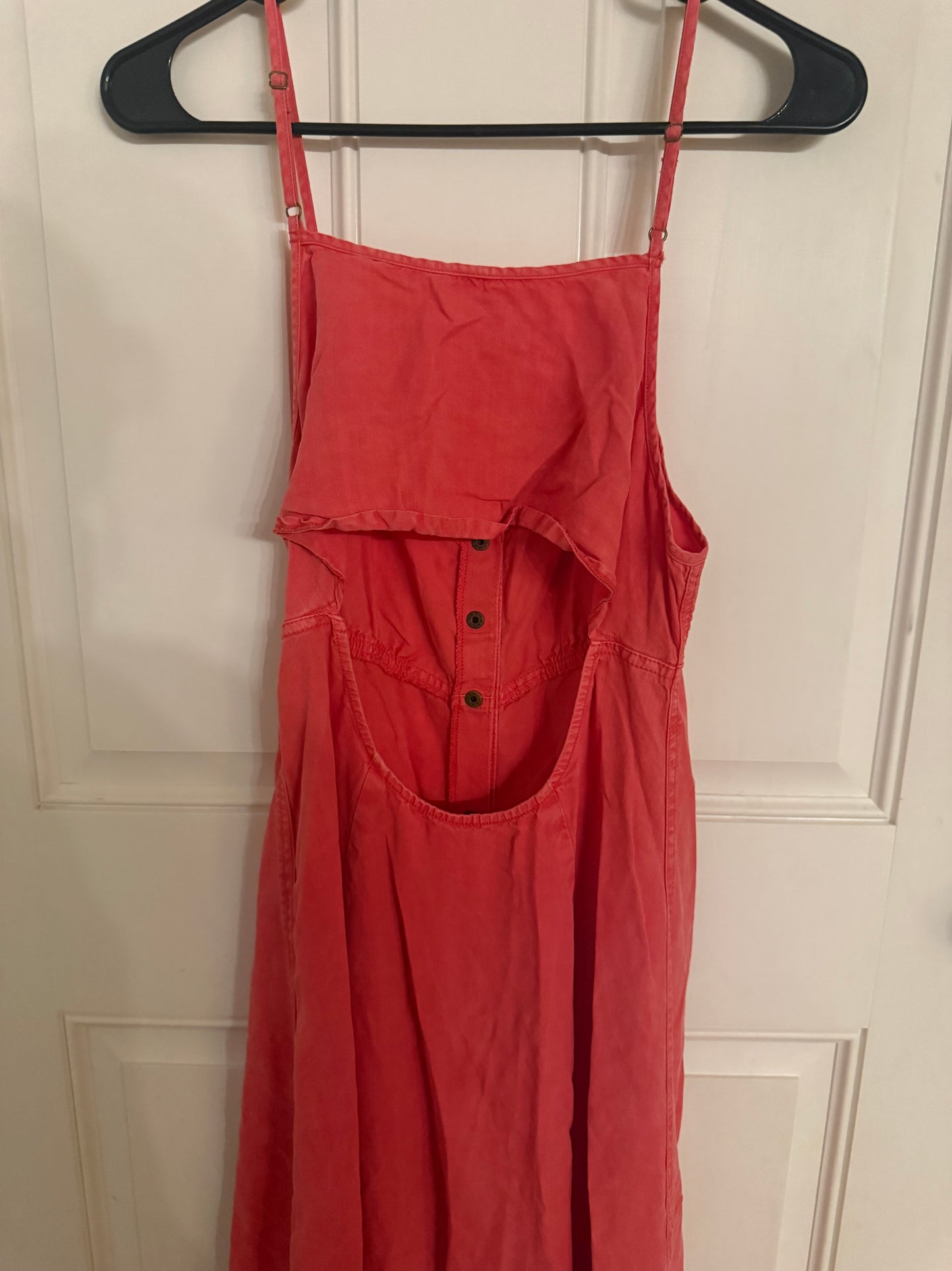 Free People small..key hole back