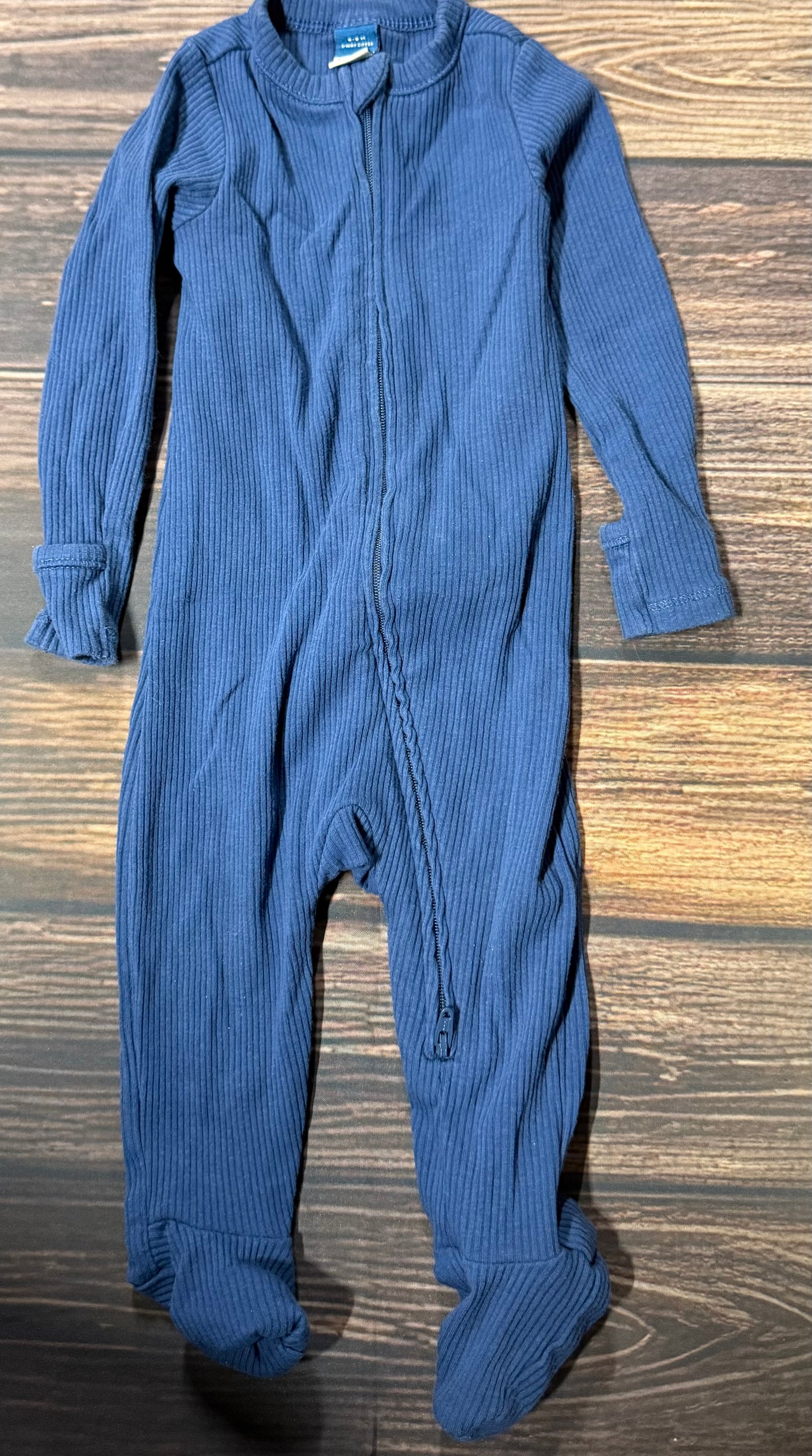 Old Navy 6-9m