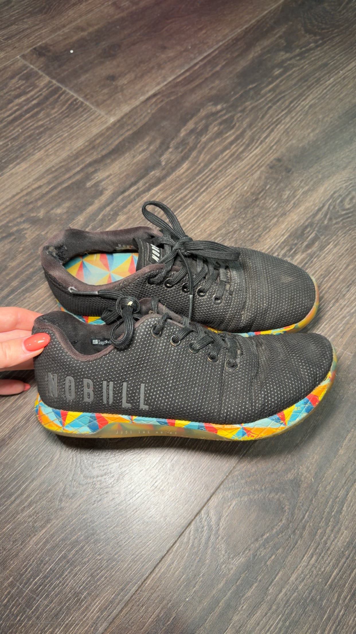 Nobull size 8.5W