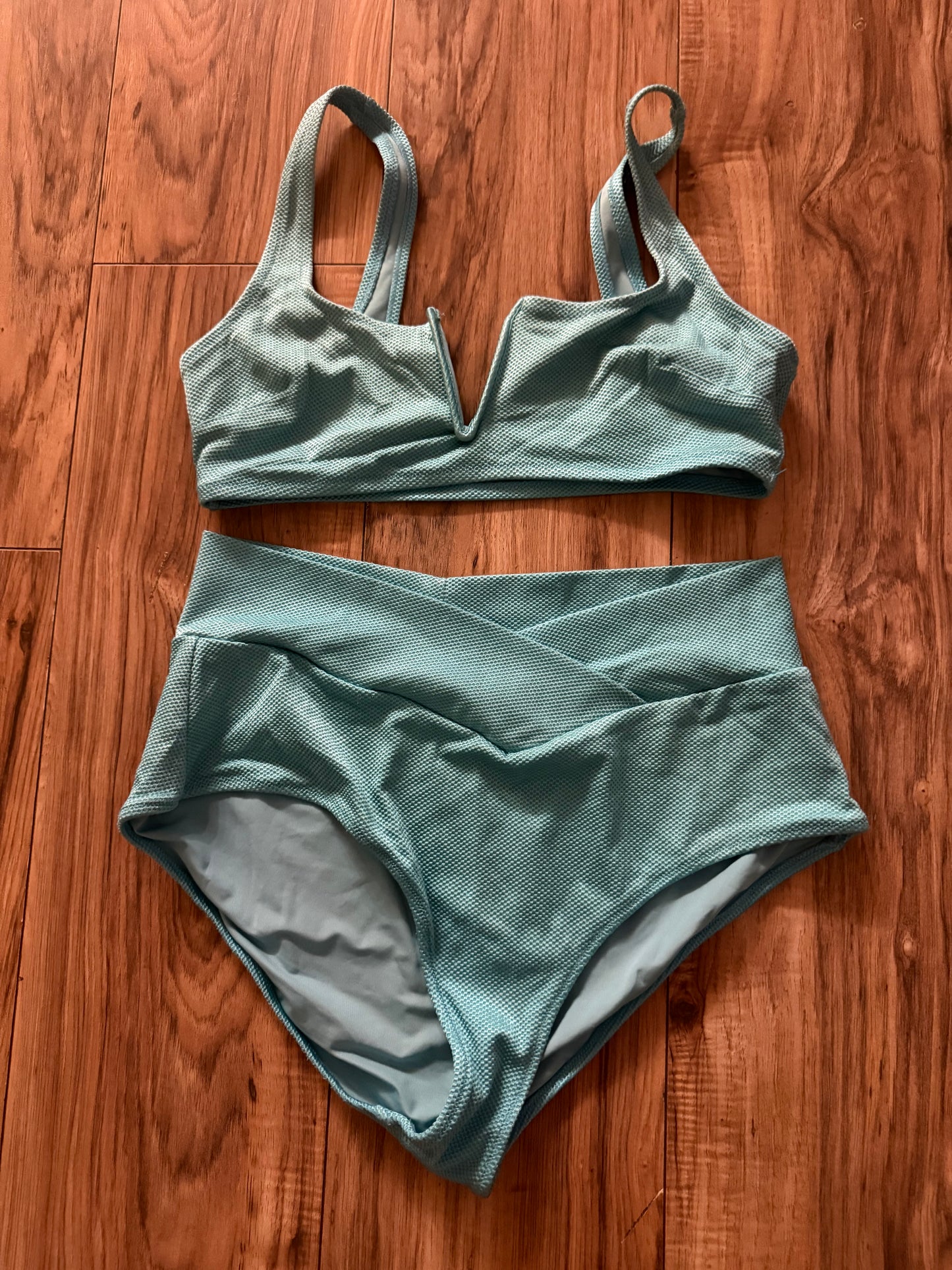 Aerie large top/xl bottoms