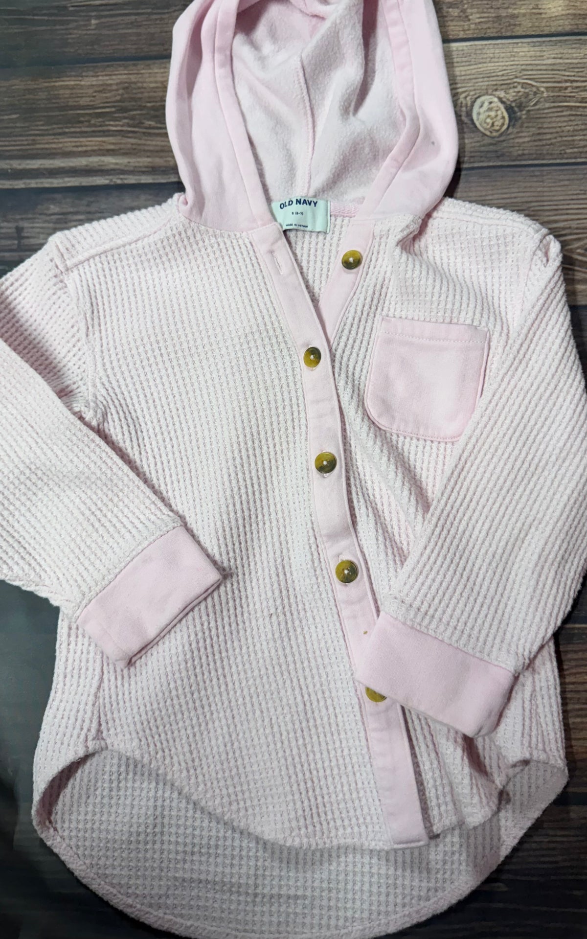 Old Navy 6/7..small spots