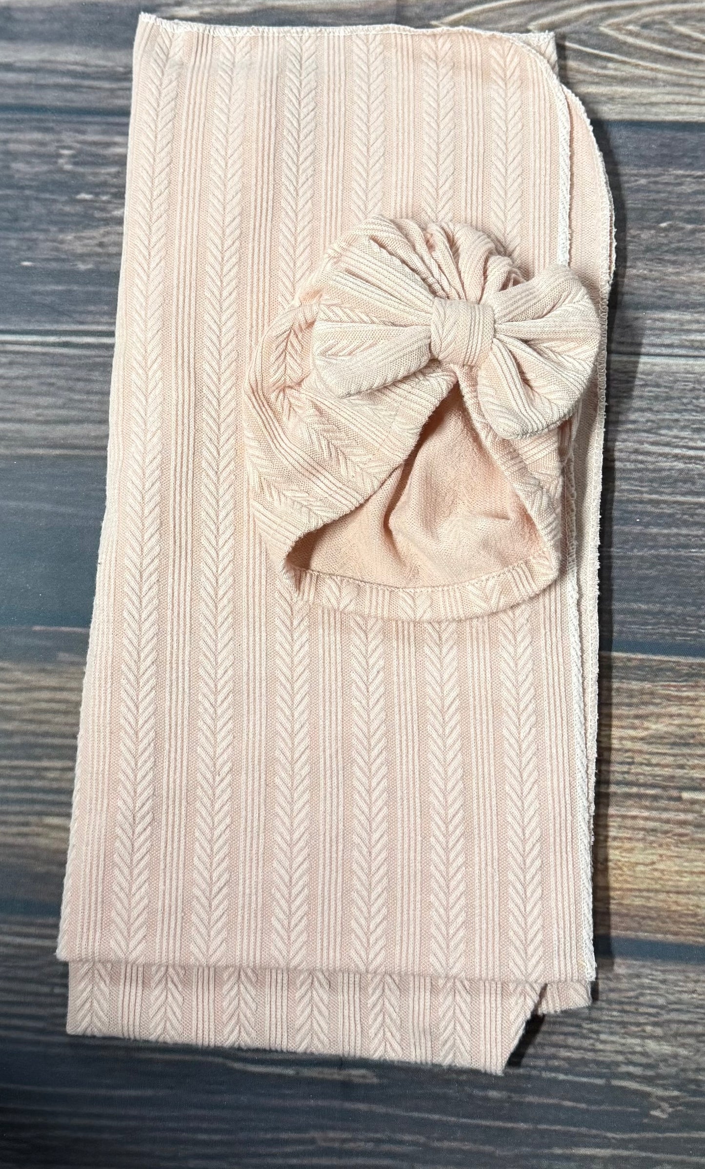 Blanket + matching bow