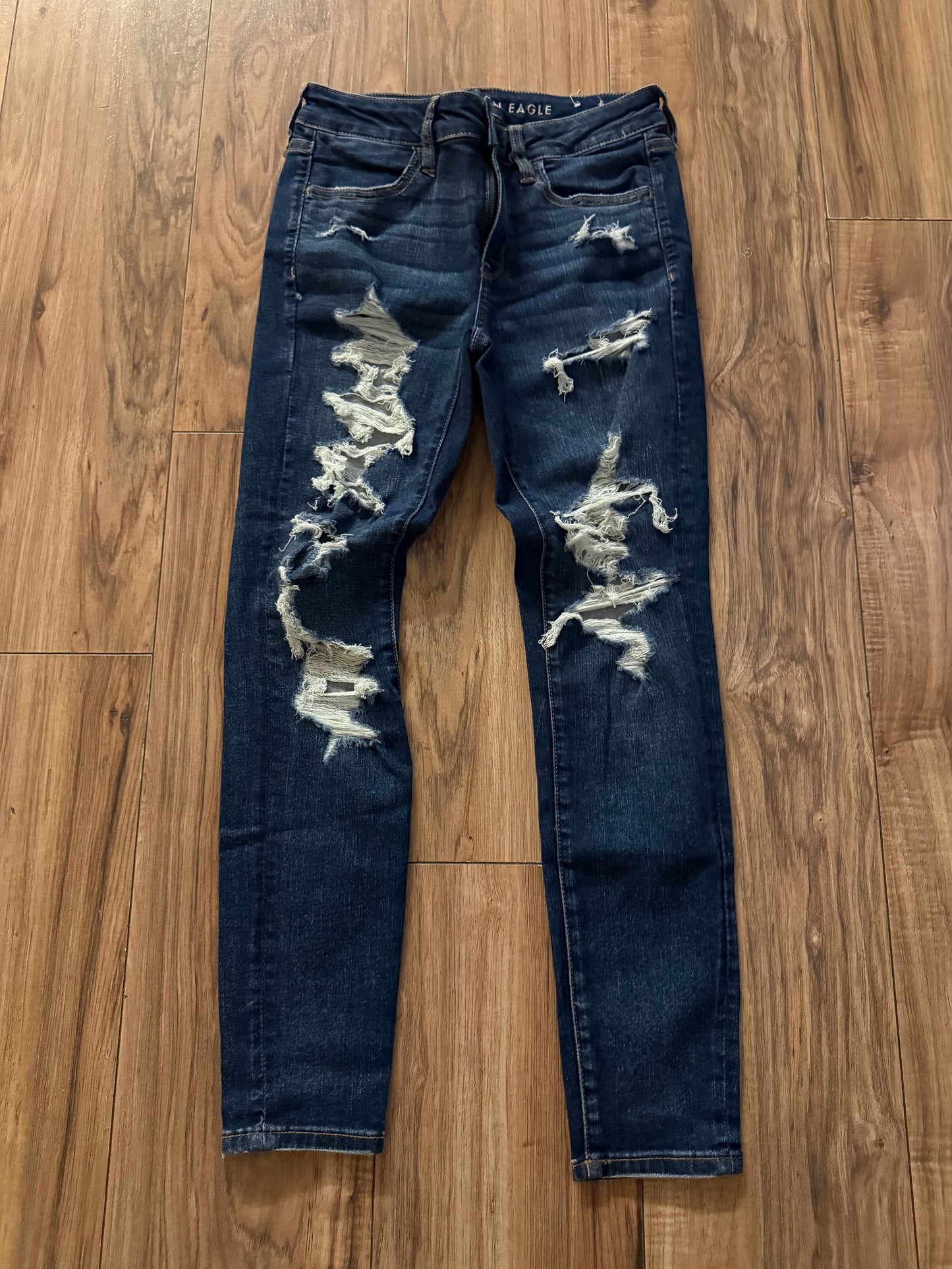 American Eagle 6 short