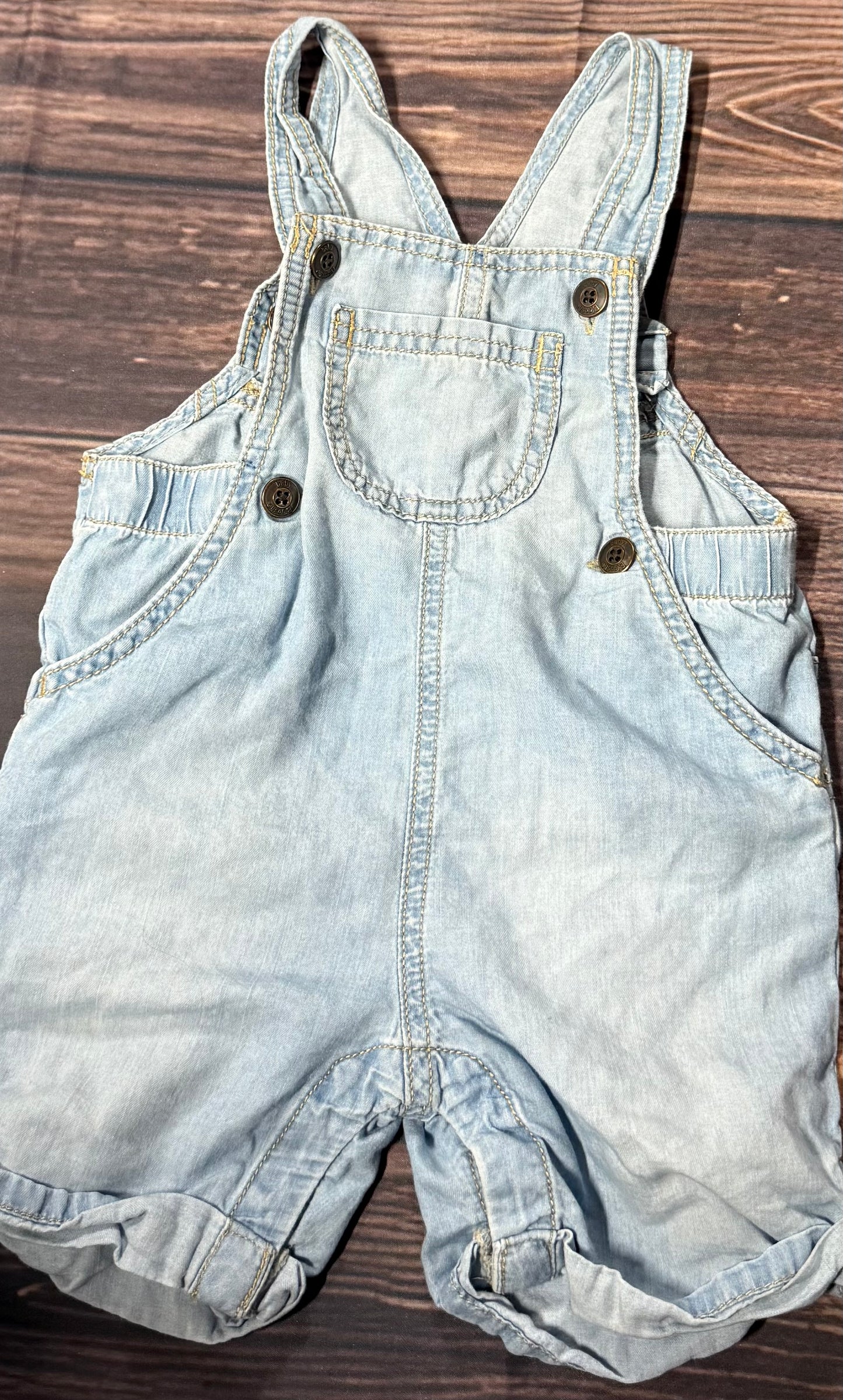 Baby Bgosh 12-18m