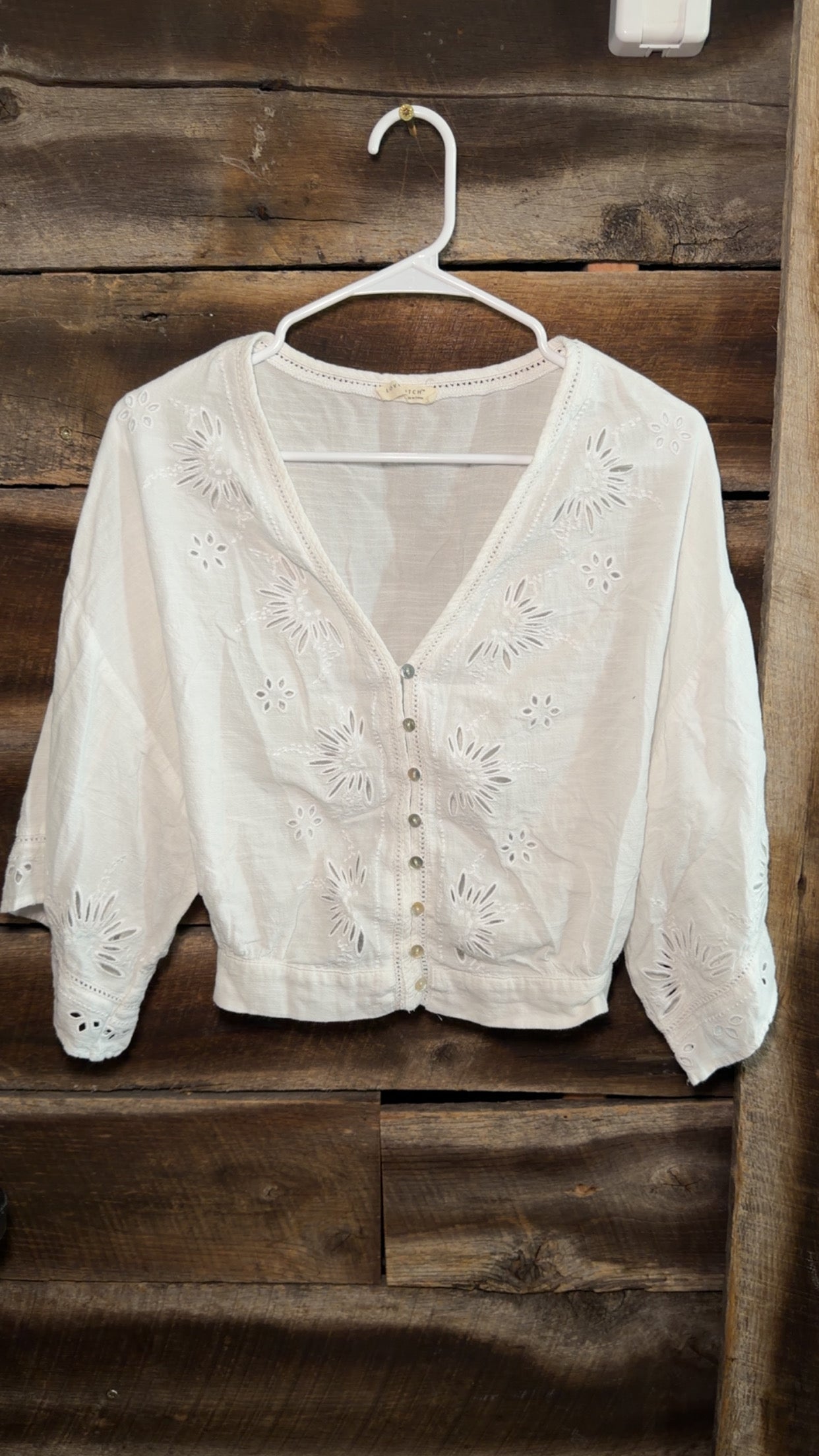 Love Stitch size small