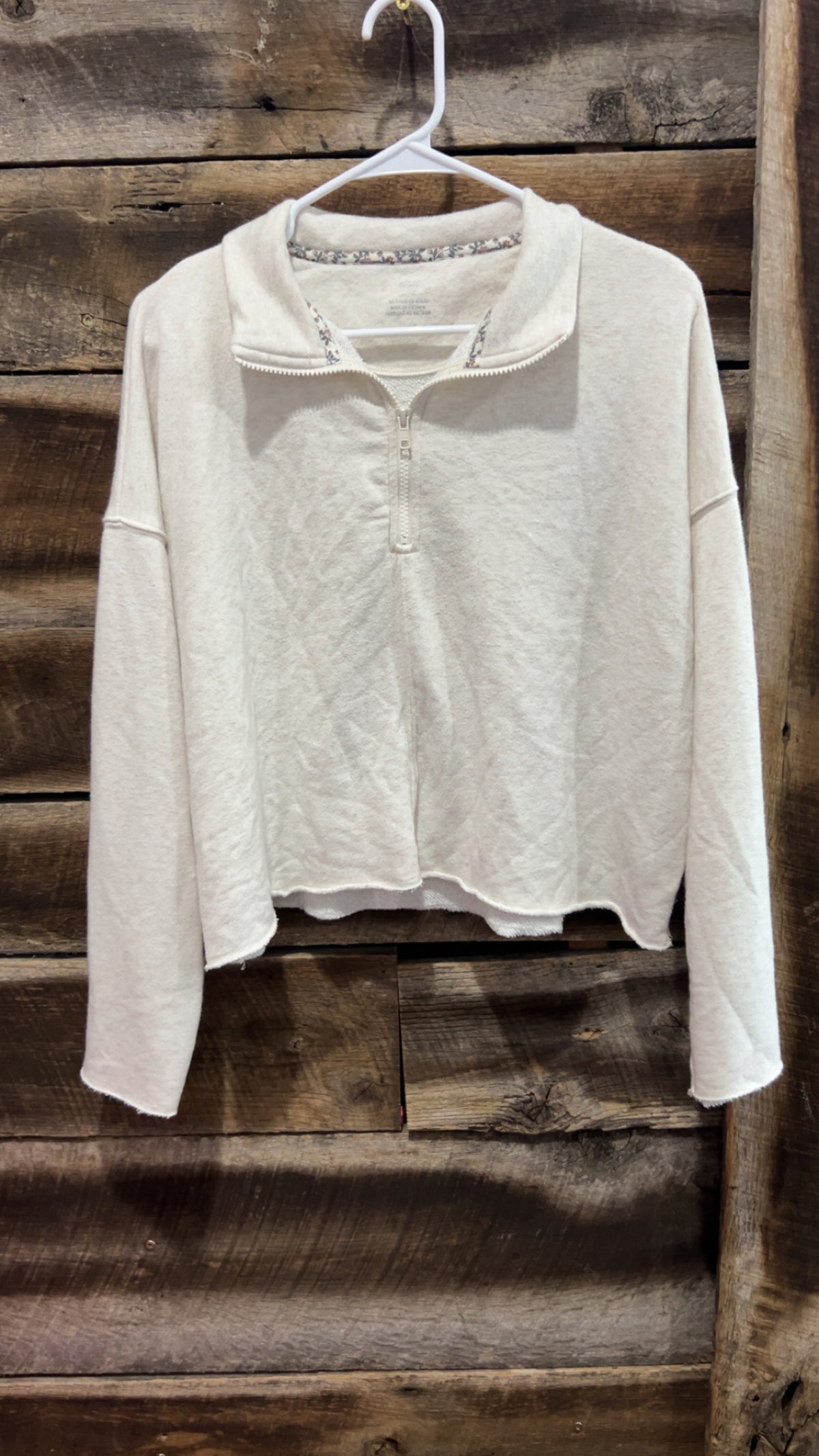 Aerie large