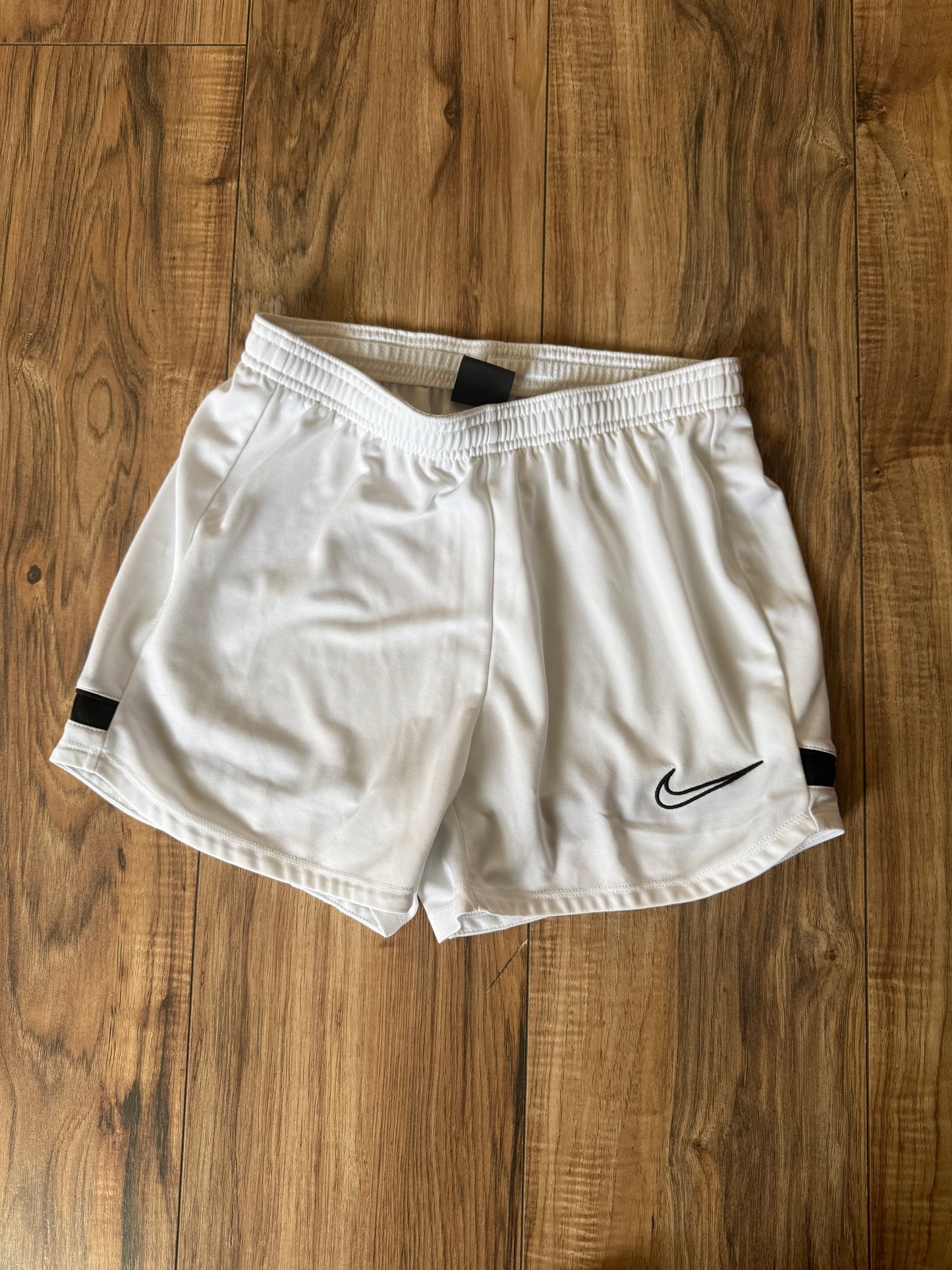 Nike XS