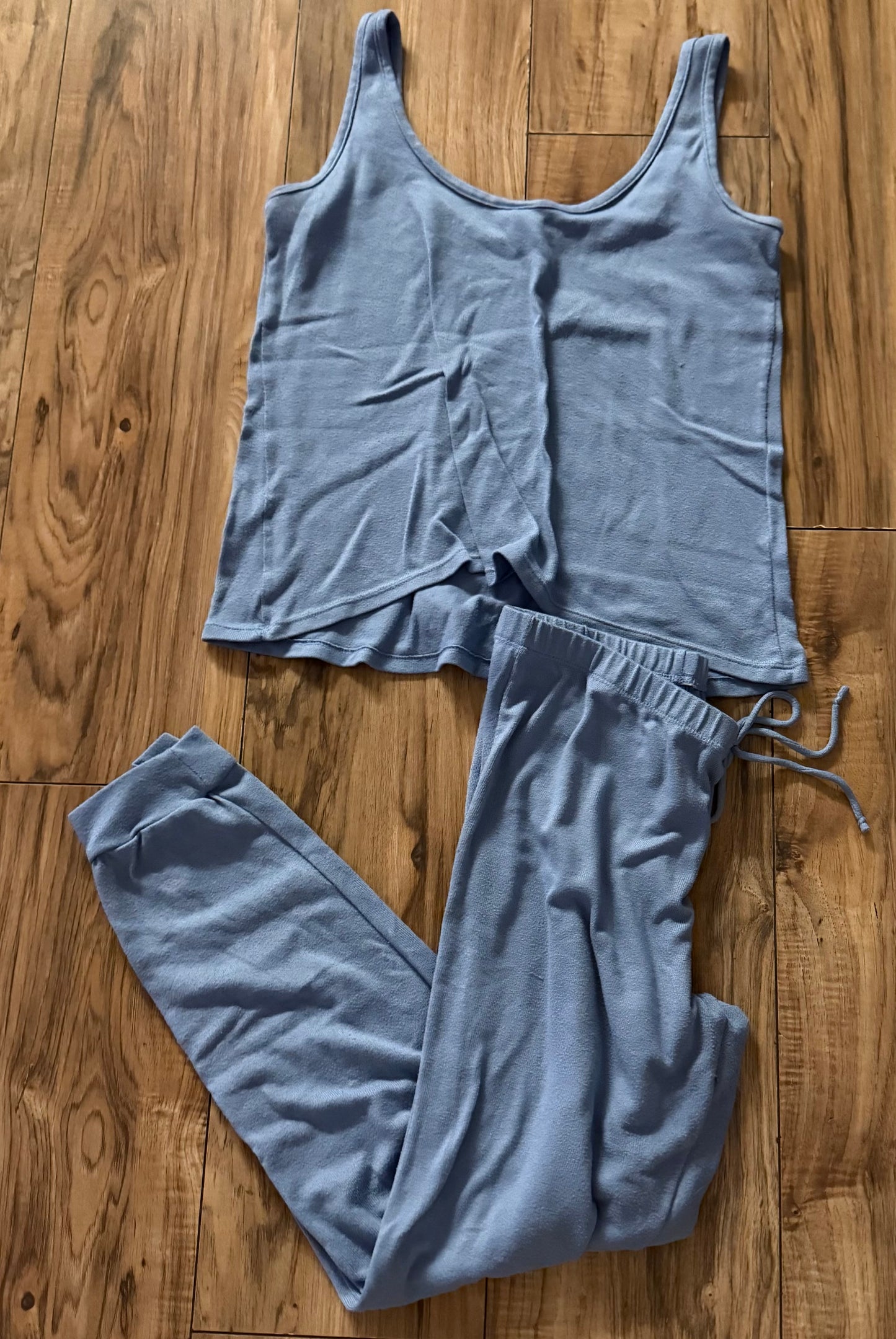 Medium top/bottom large