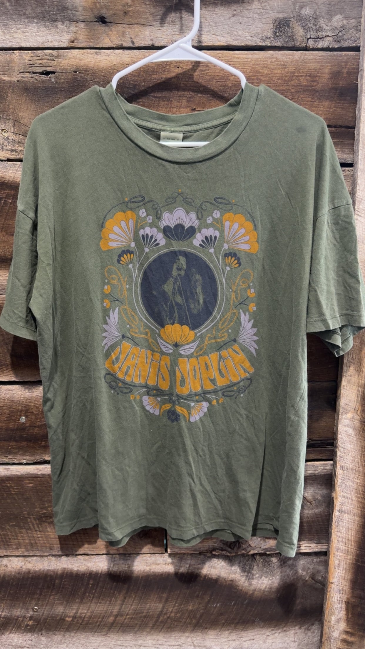 AE Band Tee size medium