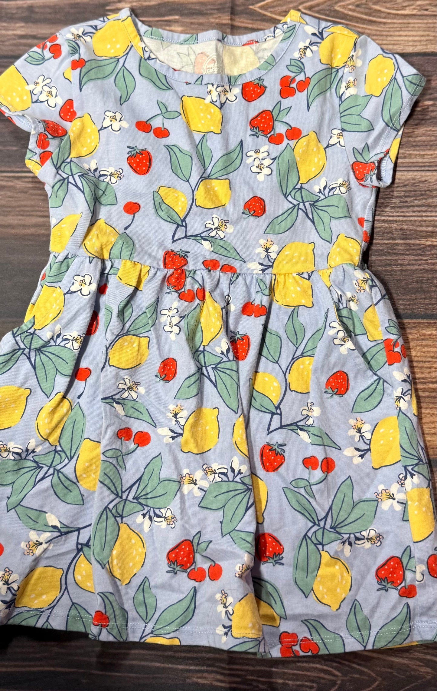 Wondernation 4/5..has pockets