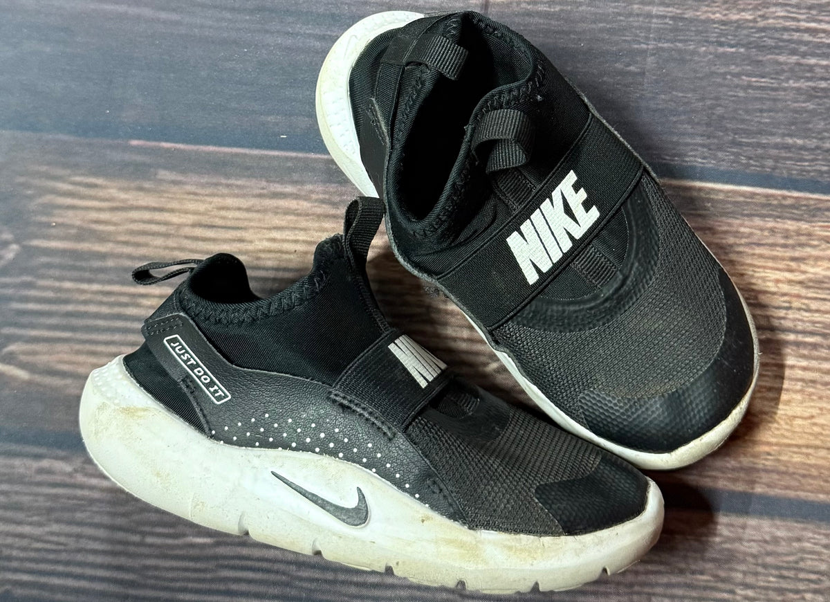 Nike 10c