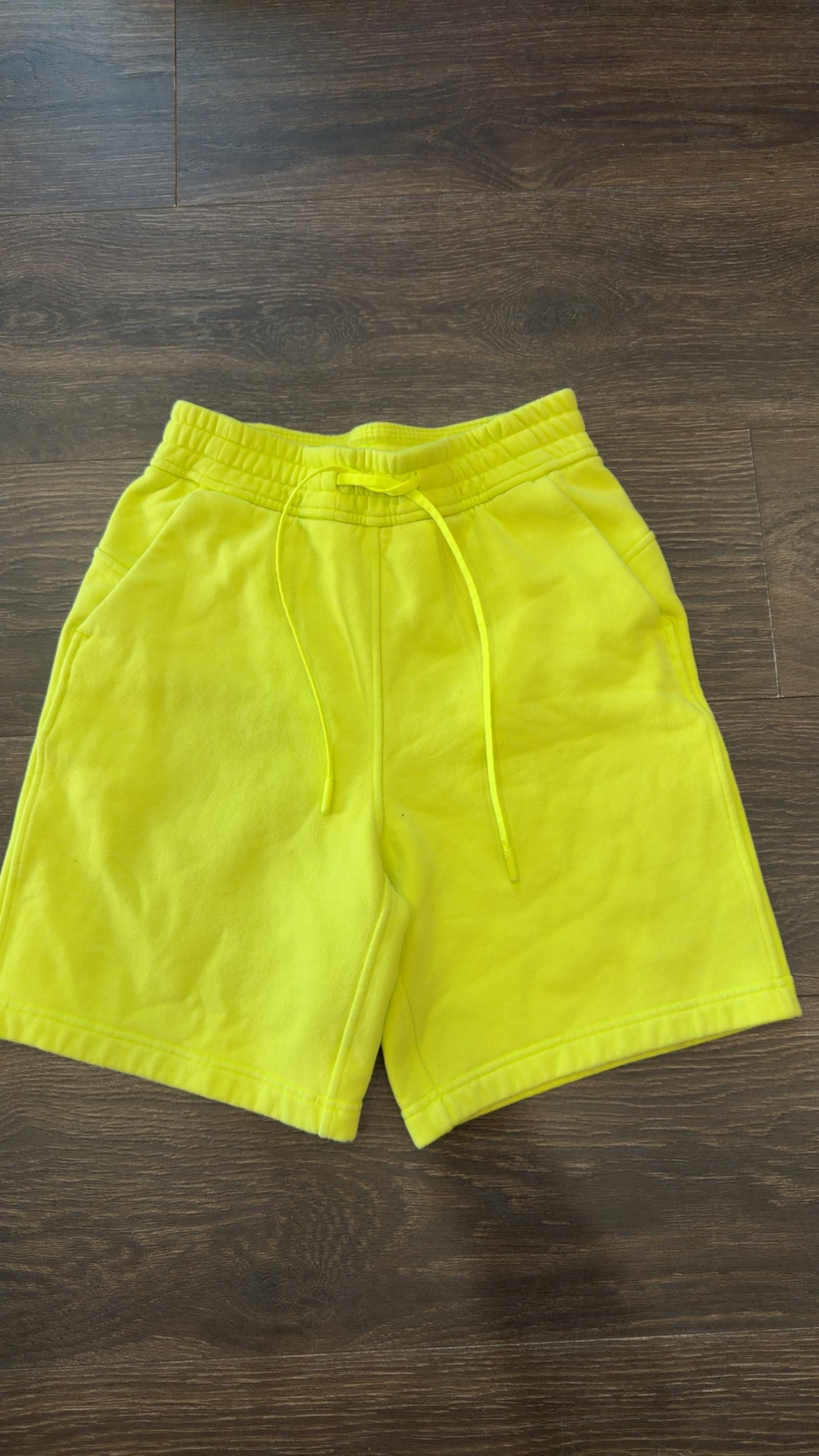 Lululemon loungeful high rise short size 2 retail: $68