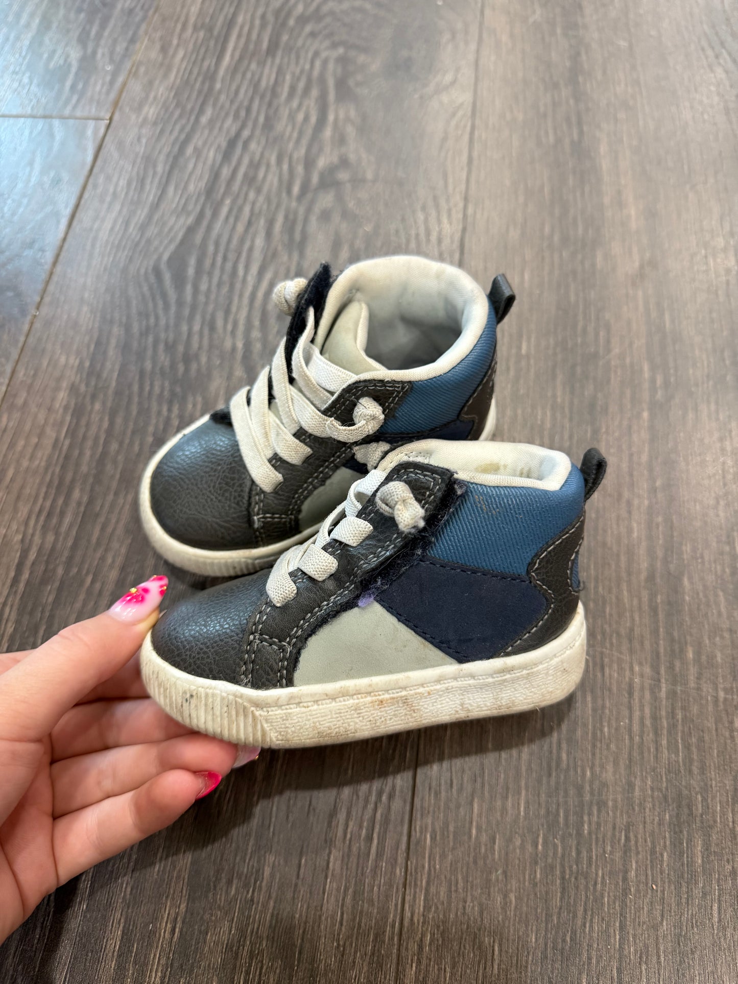 Carters size 4