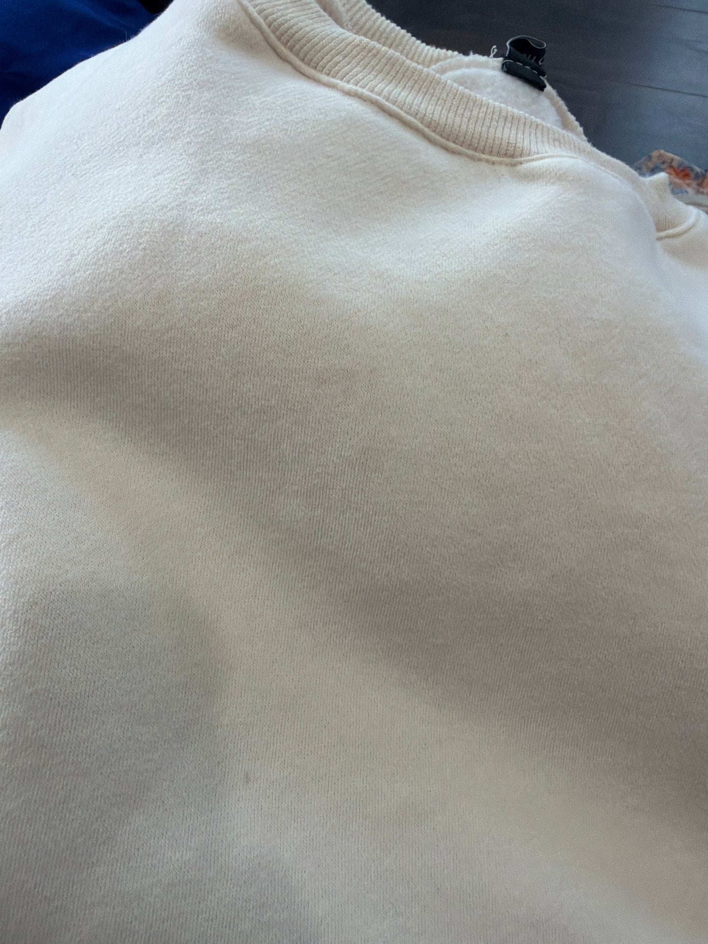 Automet large, small stain