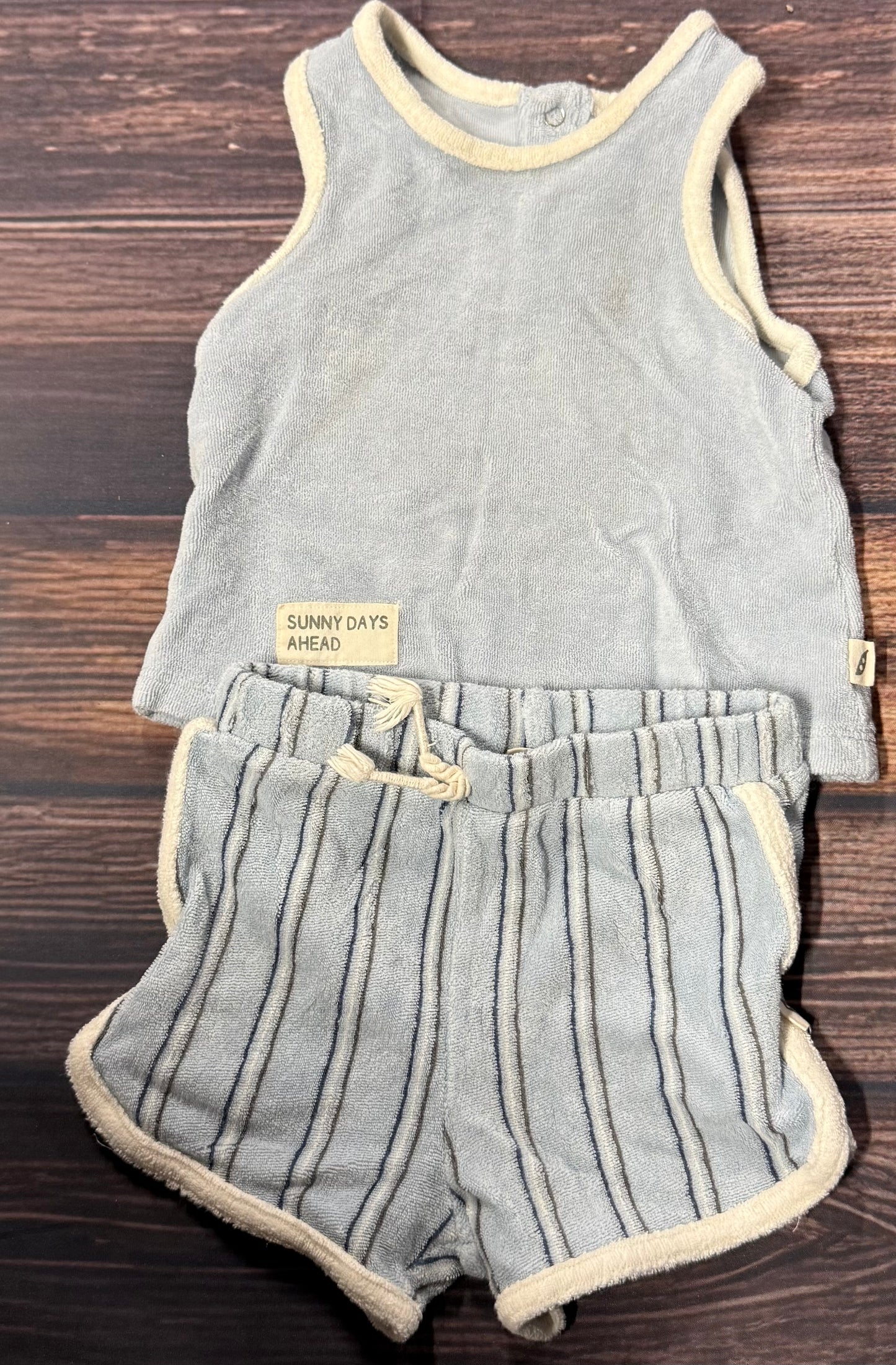 Easy Peasy 18m..stained on shirt