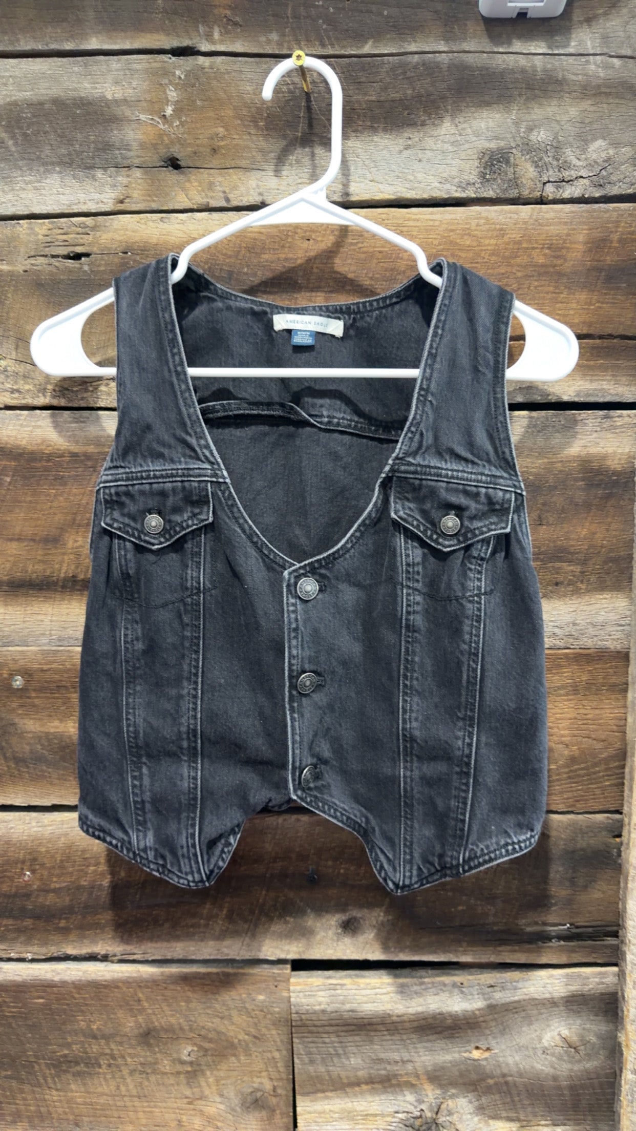 American Eagle size medium