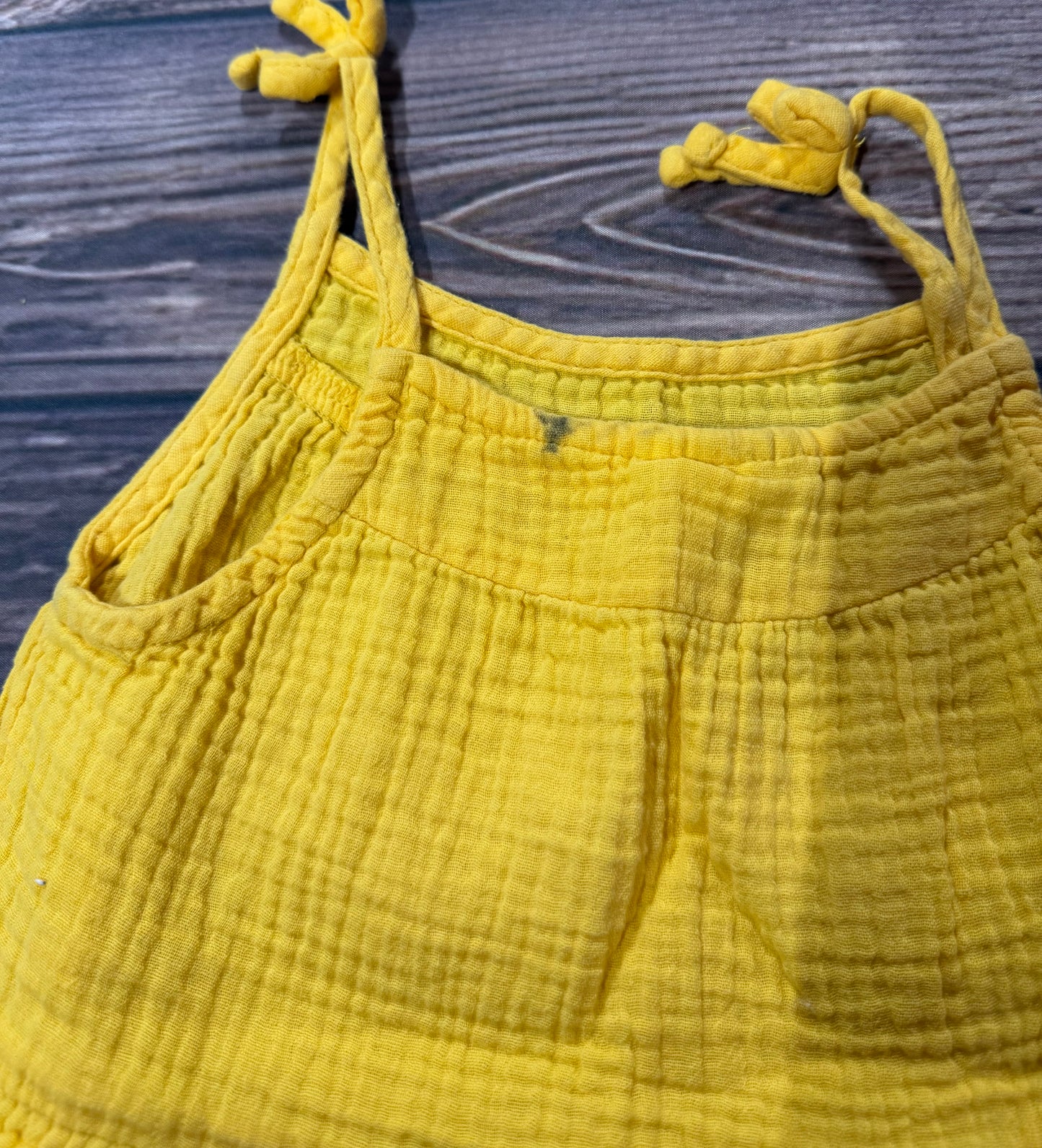 Cat & Jack 5T..small spot on back