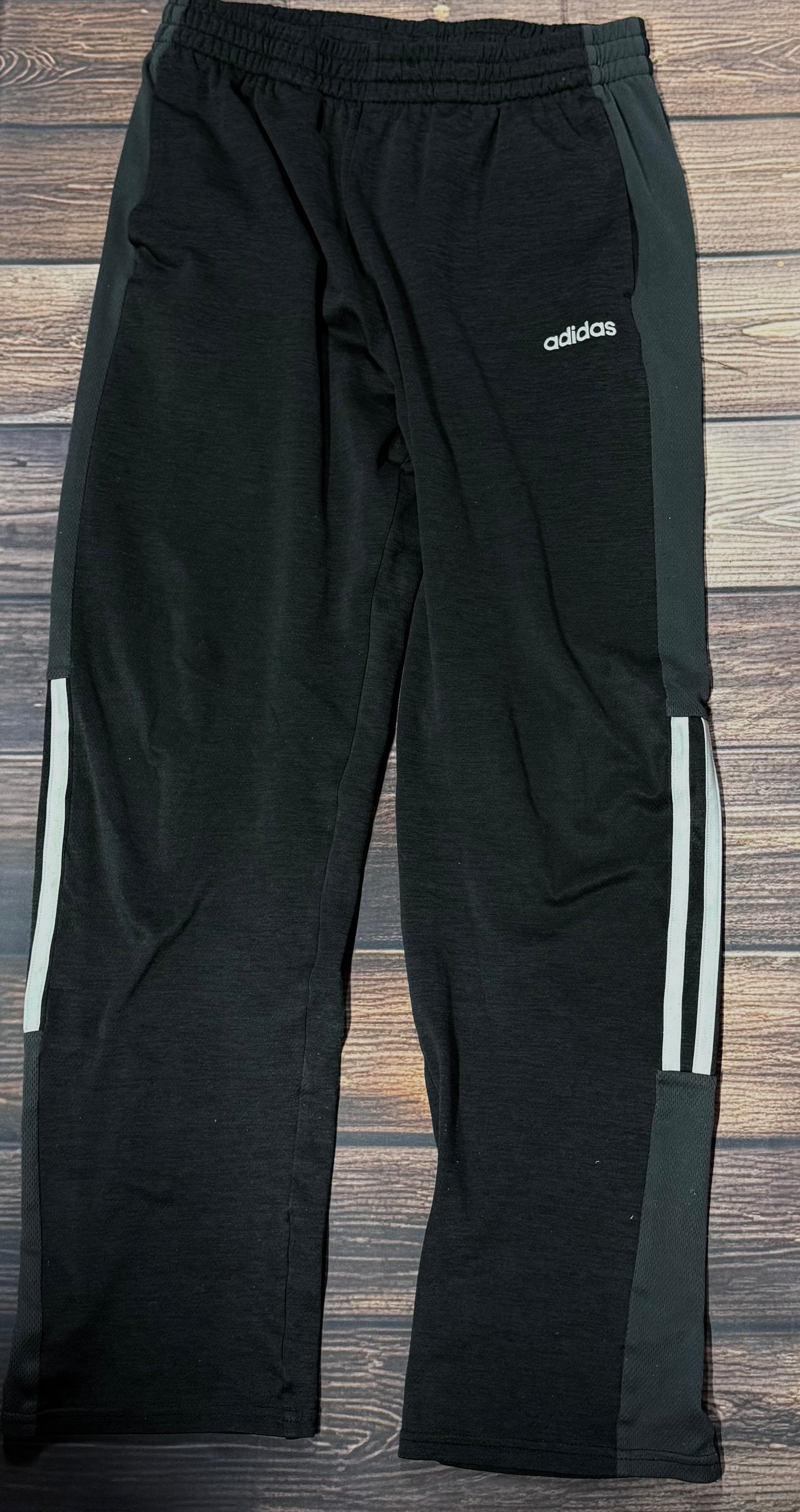 Adidas XL