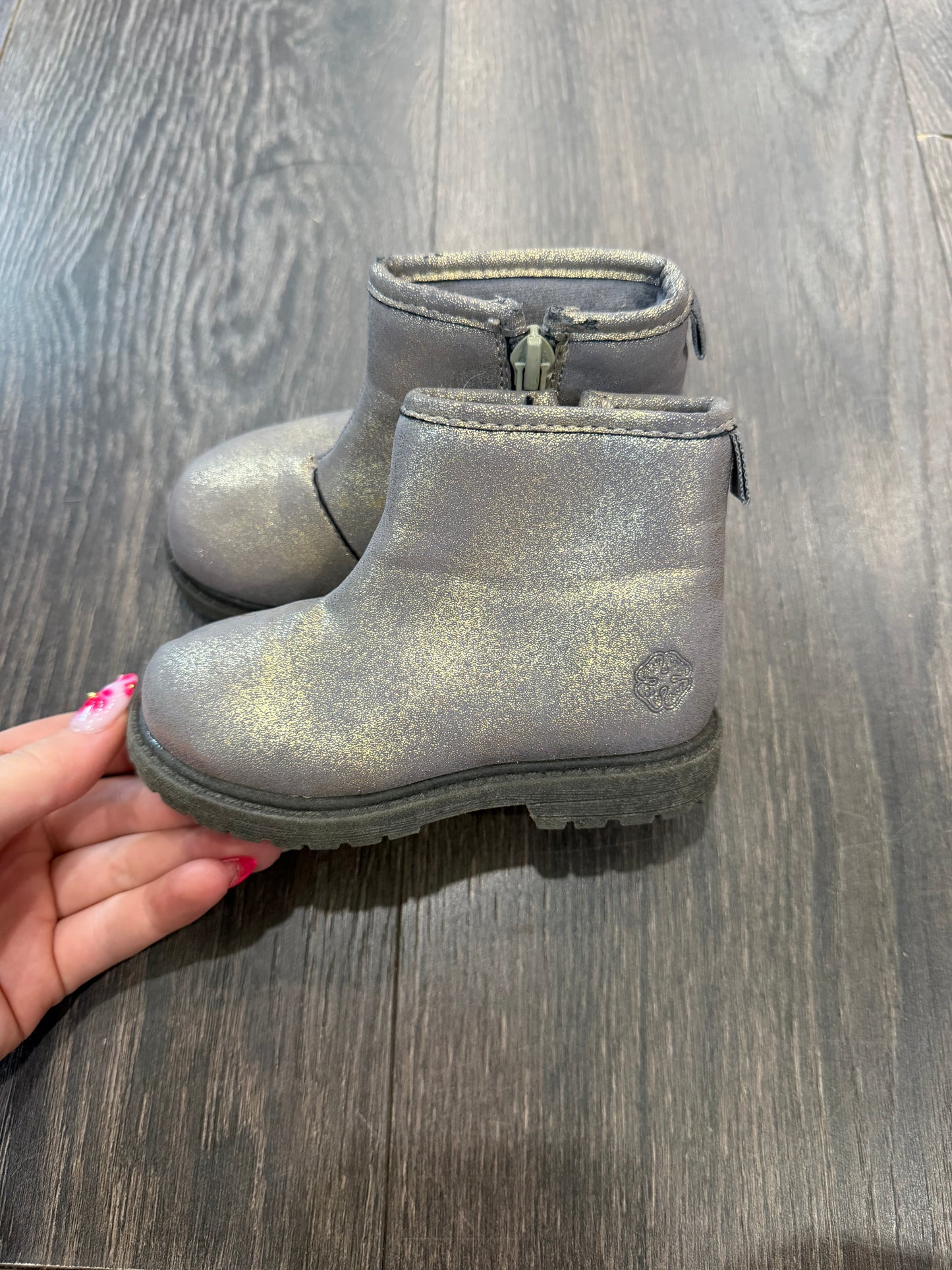 OshKosh size 6