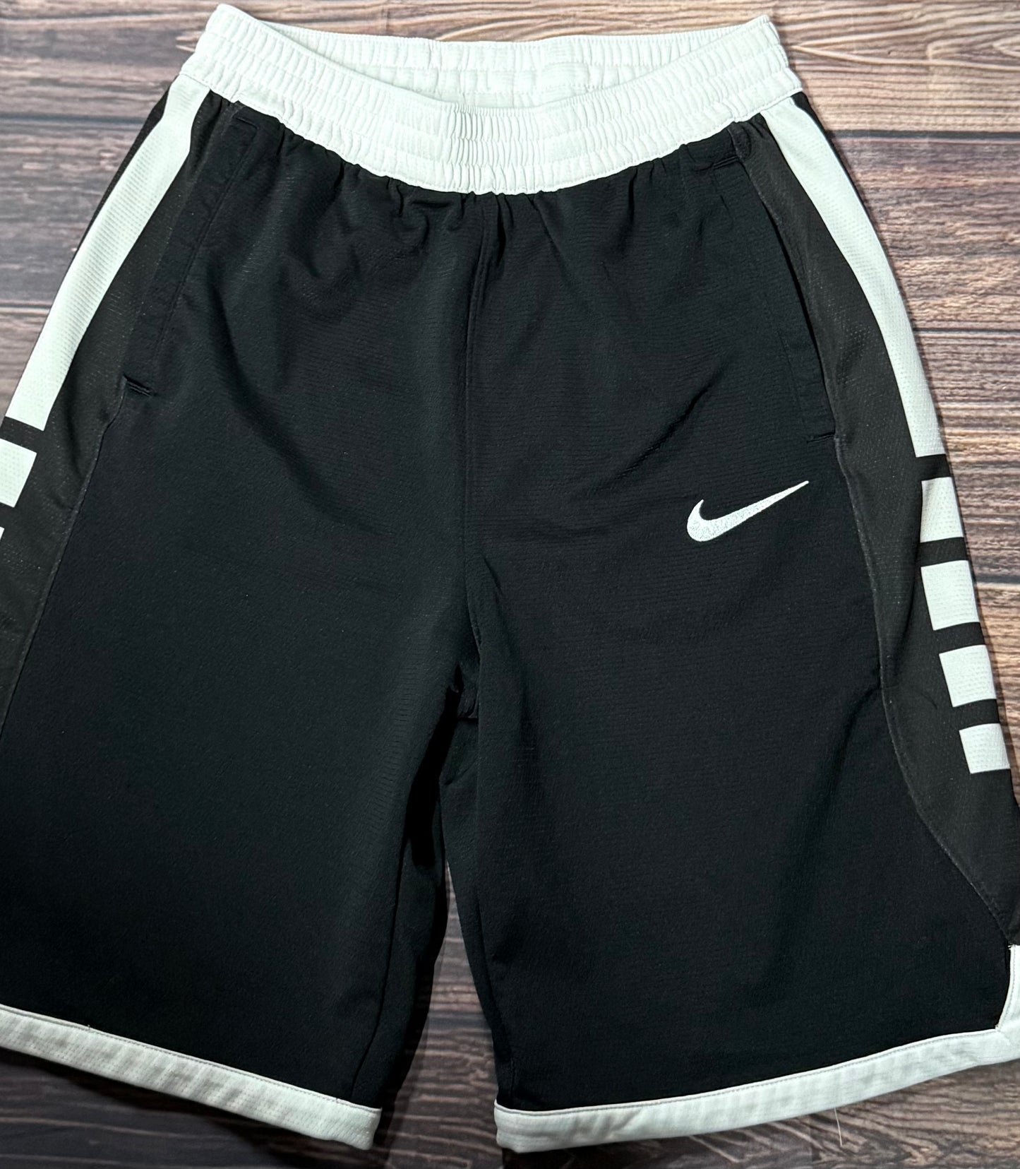 Nike XL