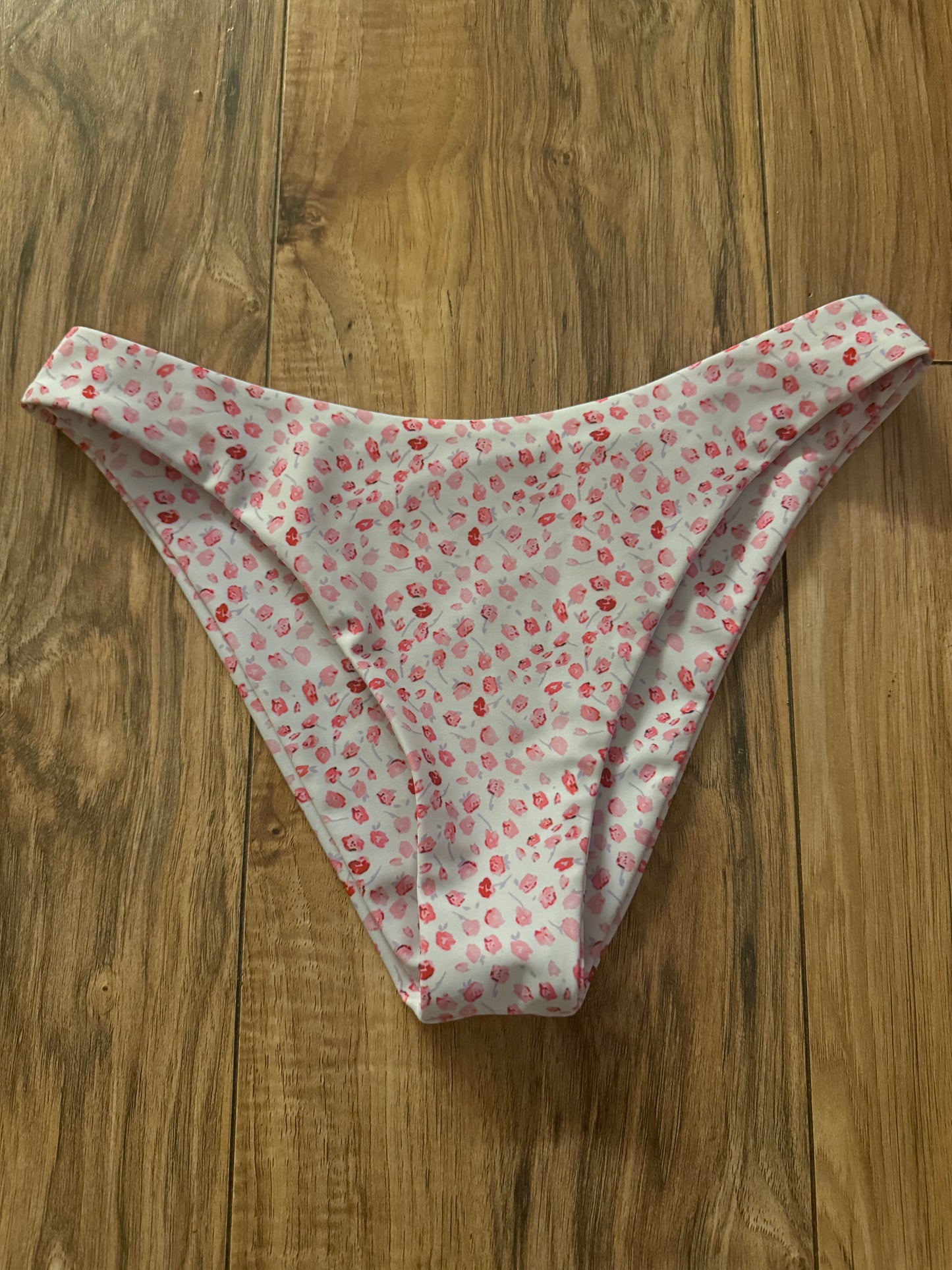 XS