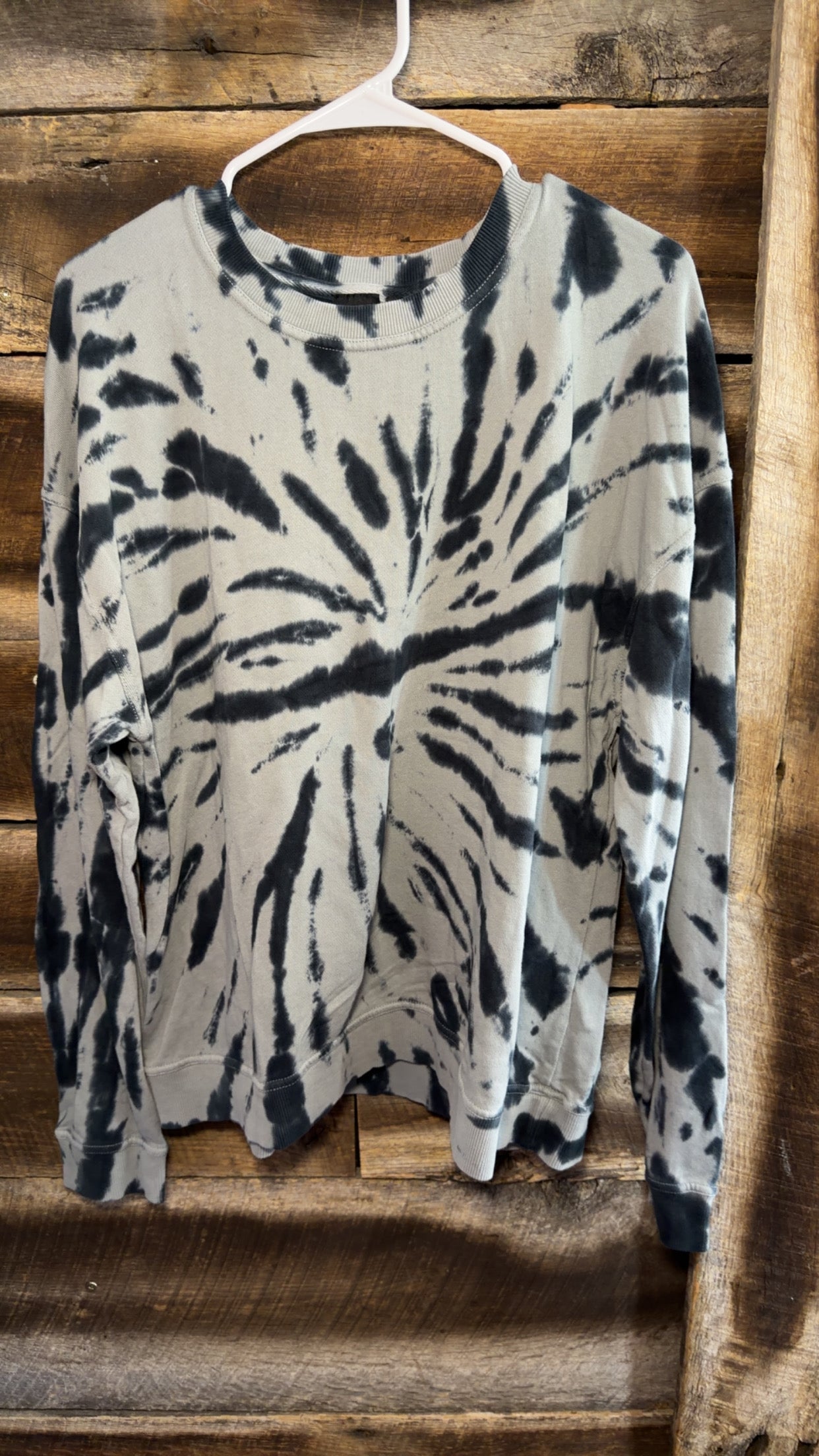mono b size medium