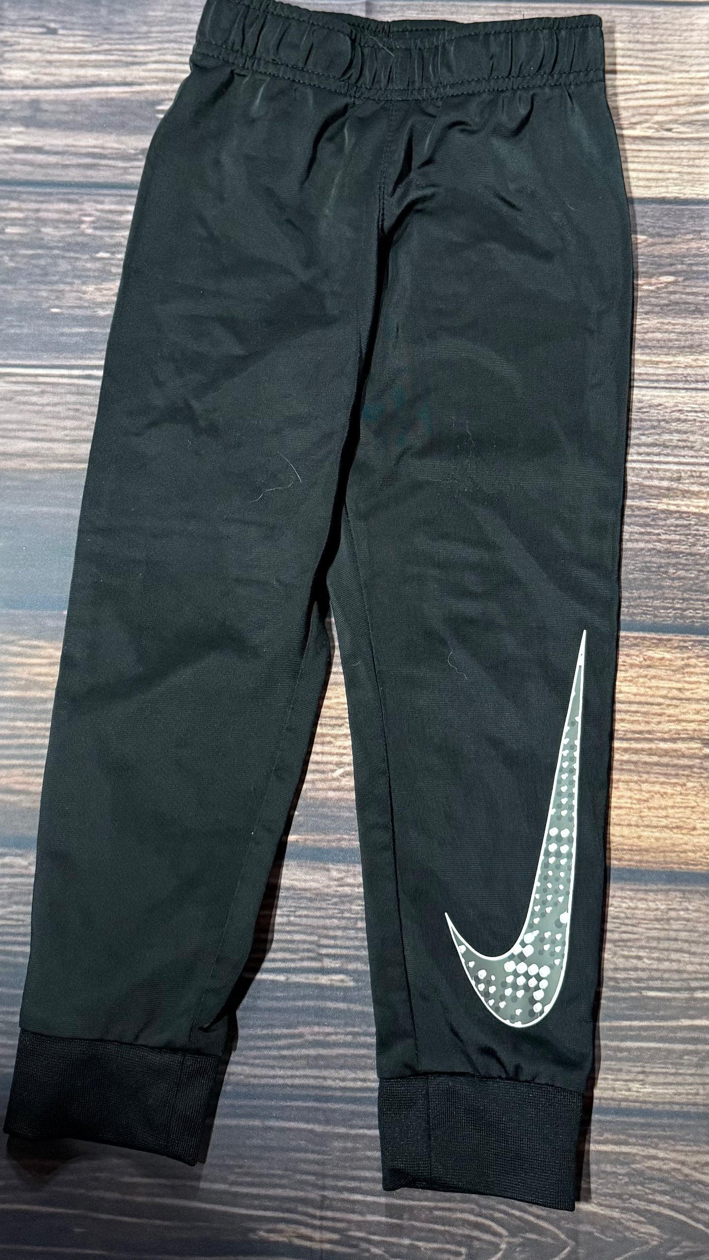 Nike 4