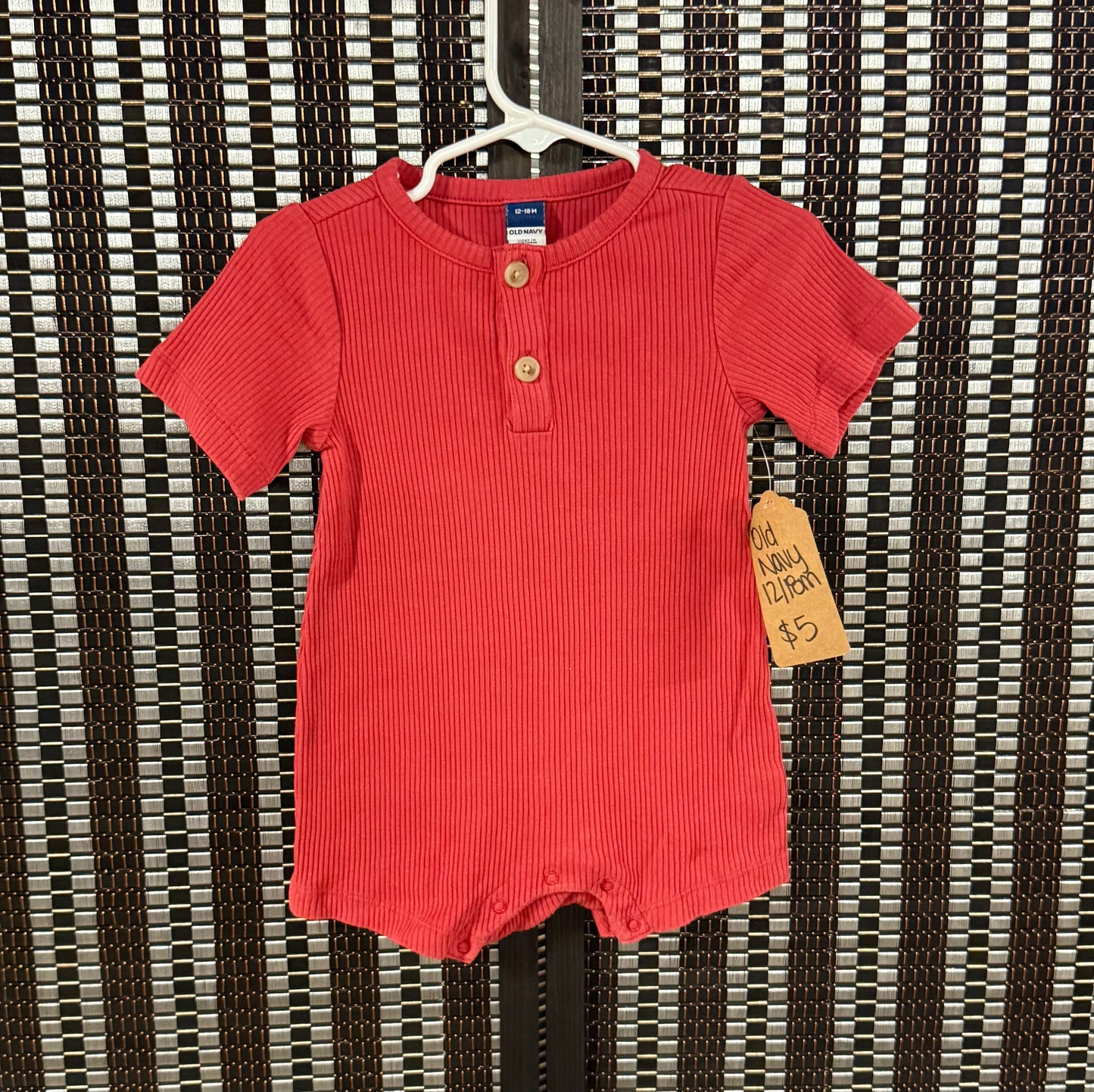 Old Navy 12-18m