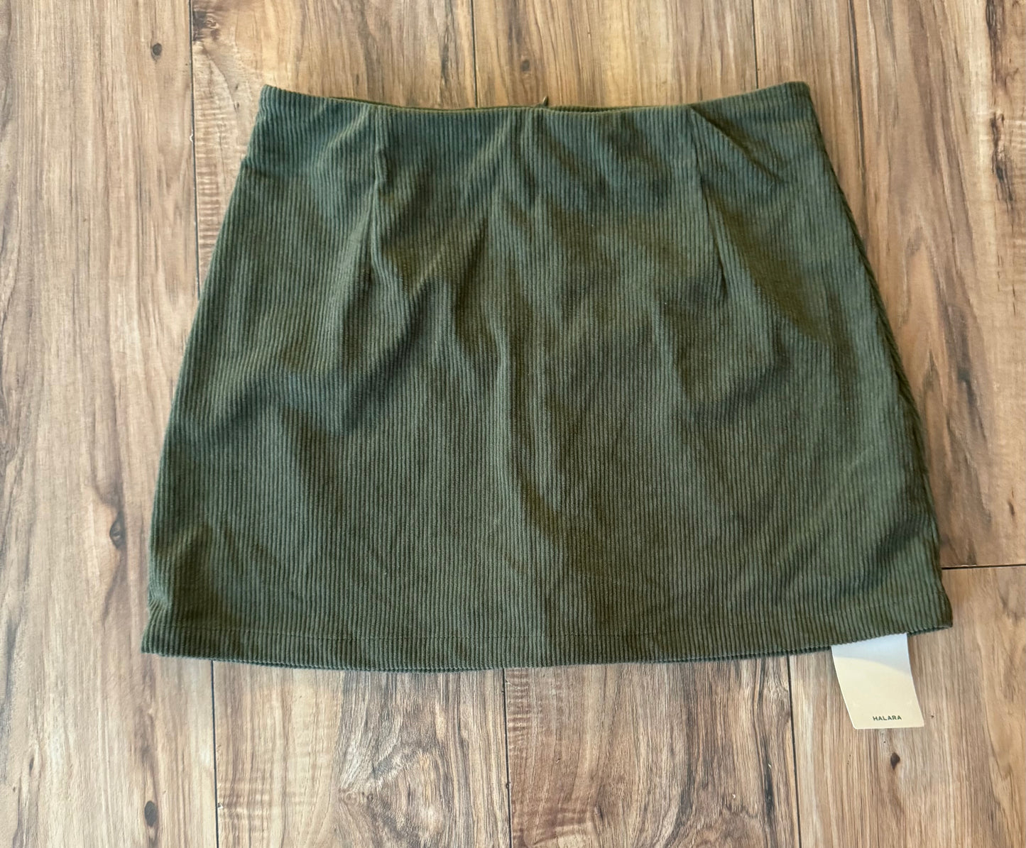 NWT Halara skort medium