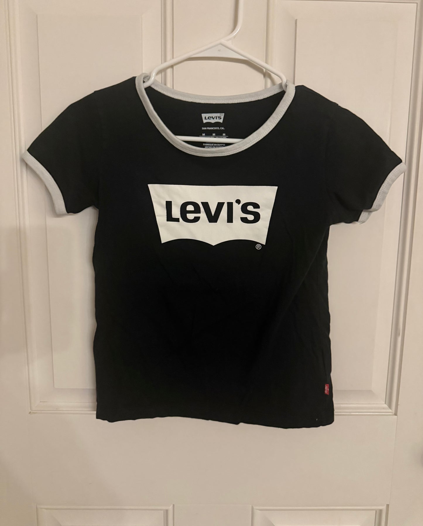 Levi’s medium