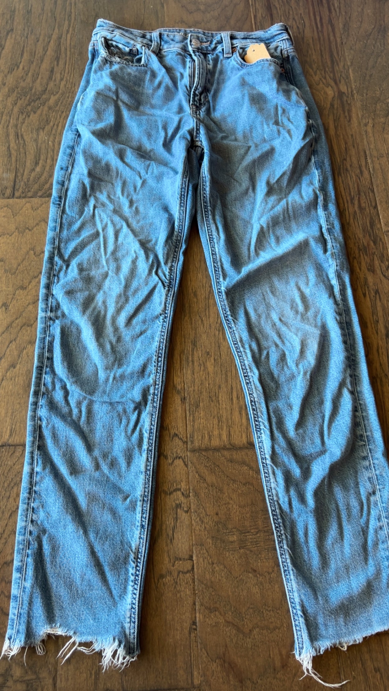 American Eagle mom jean size 4 x-long