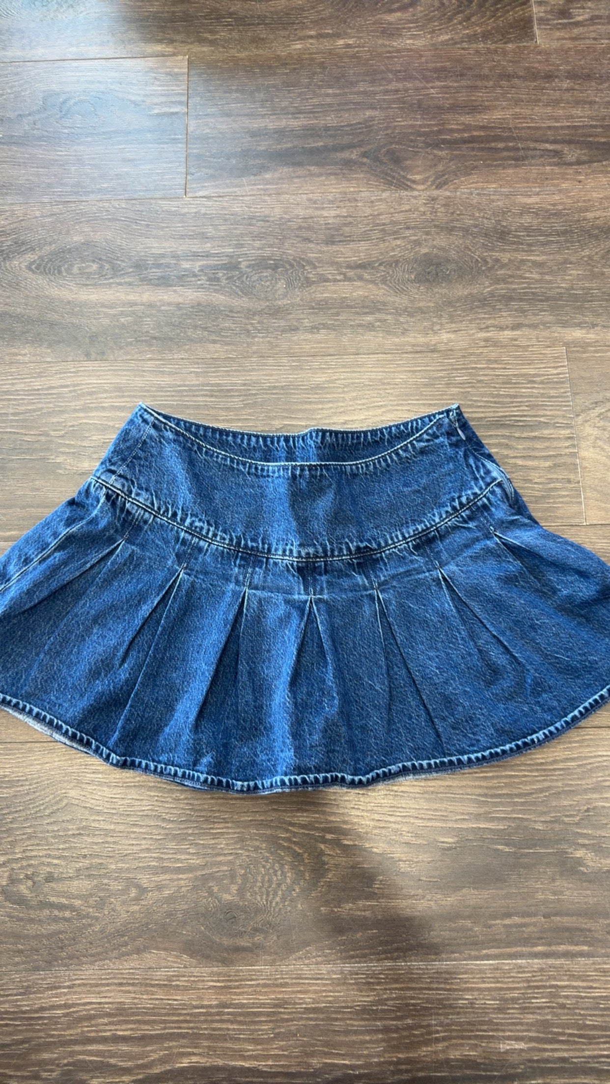 American Eagle high rise mini size 6