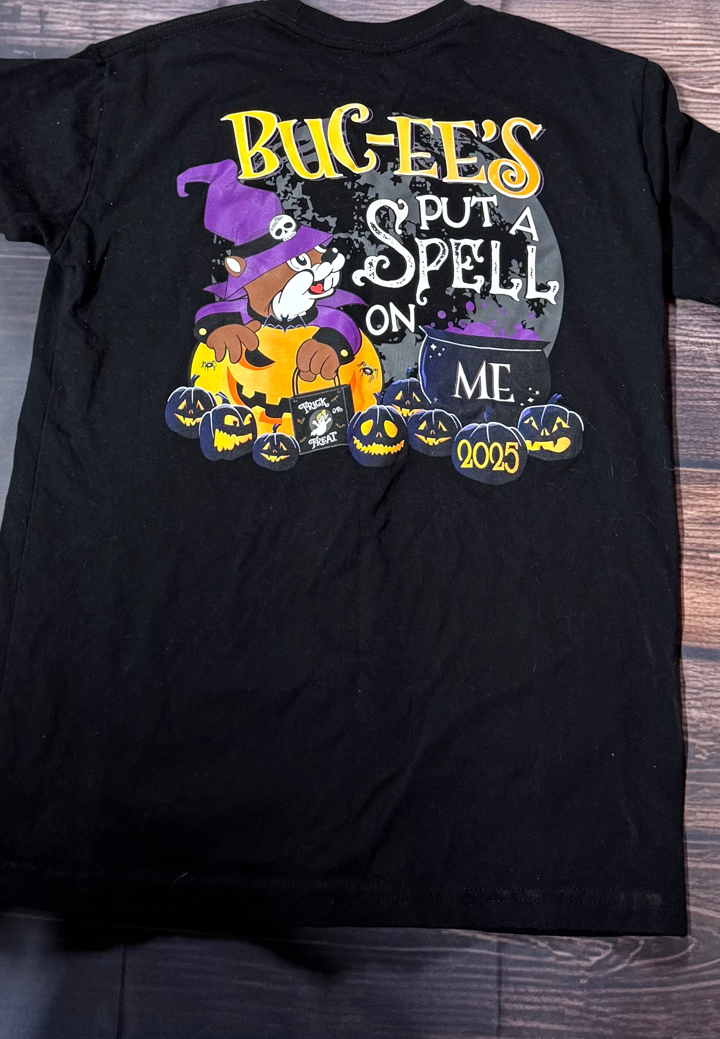 Youth medium..back in second pic